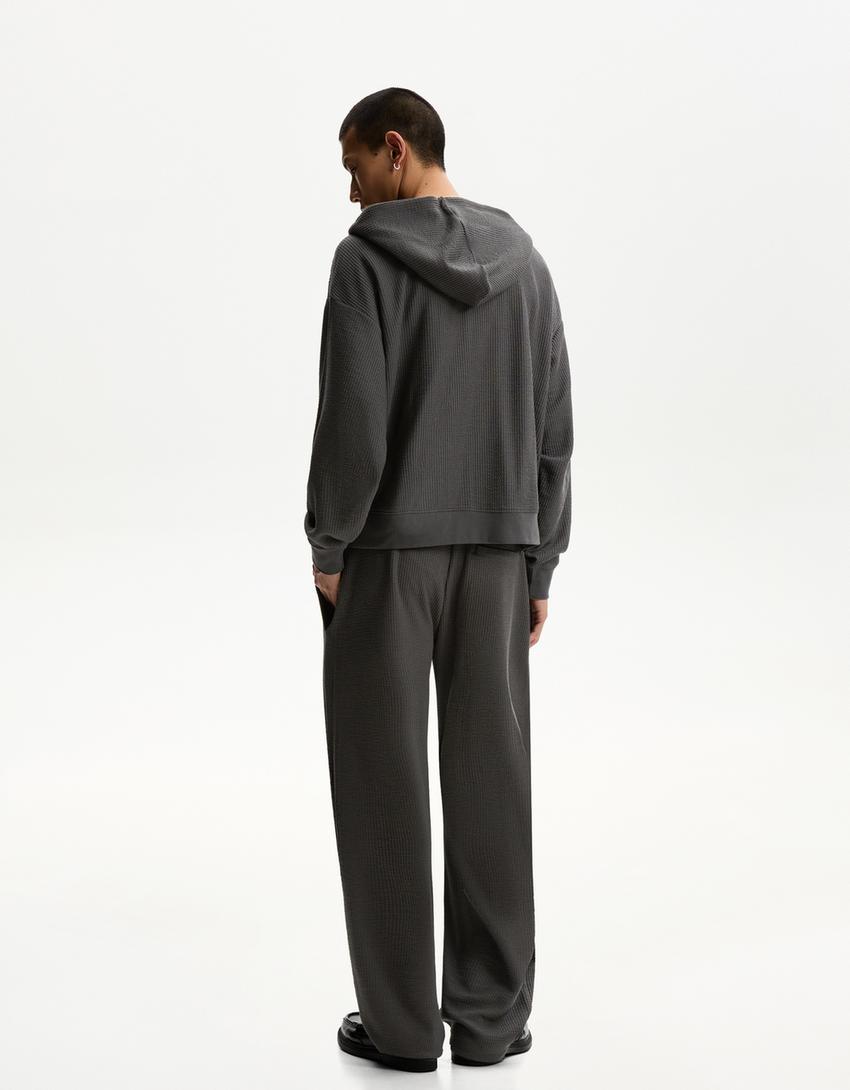 Sweatshirt and trousers set-Sweatshirt and trousers set