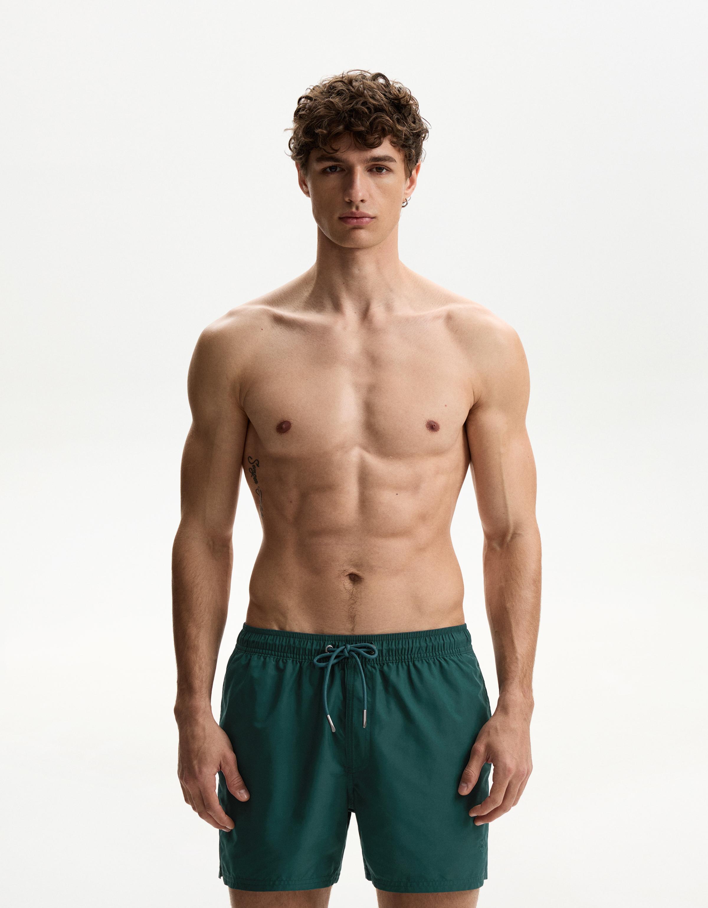 Bershka Regular-Fit-Badeshorts Herren S Grün