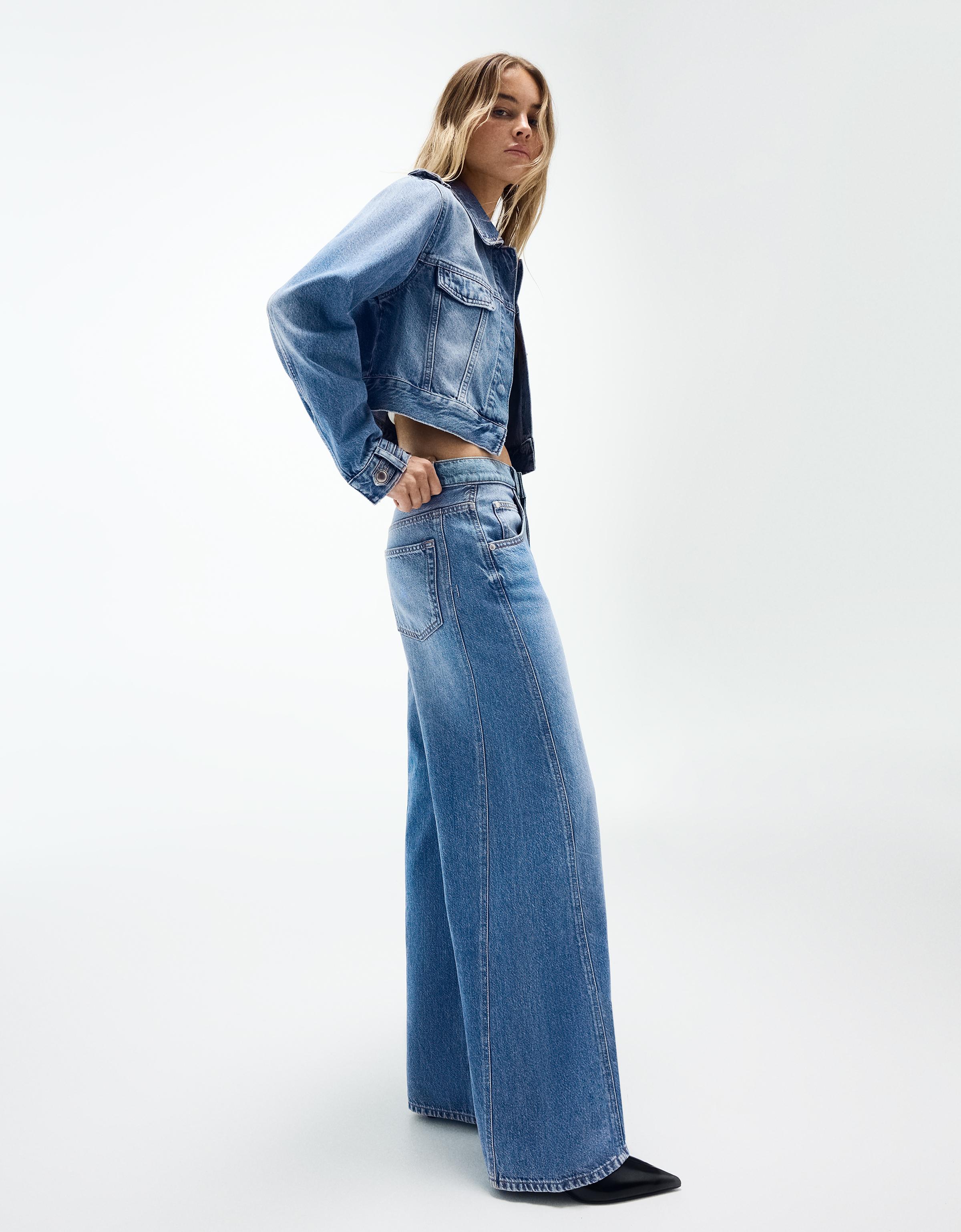 High-waist barrel jeans — Light blue
