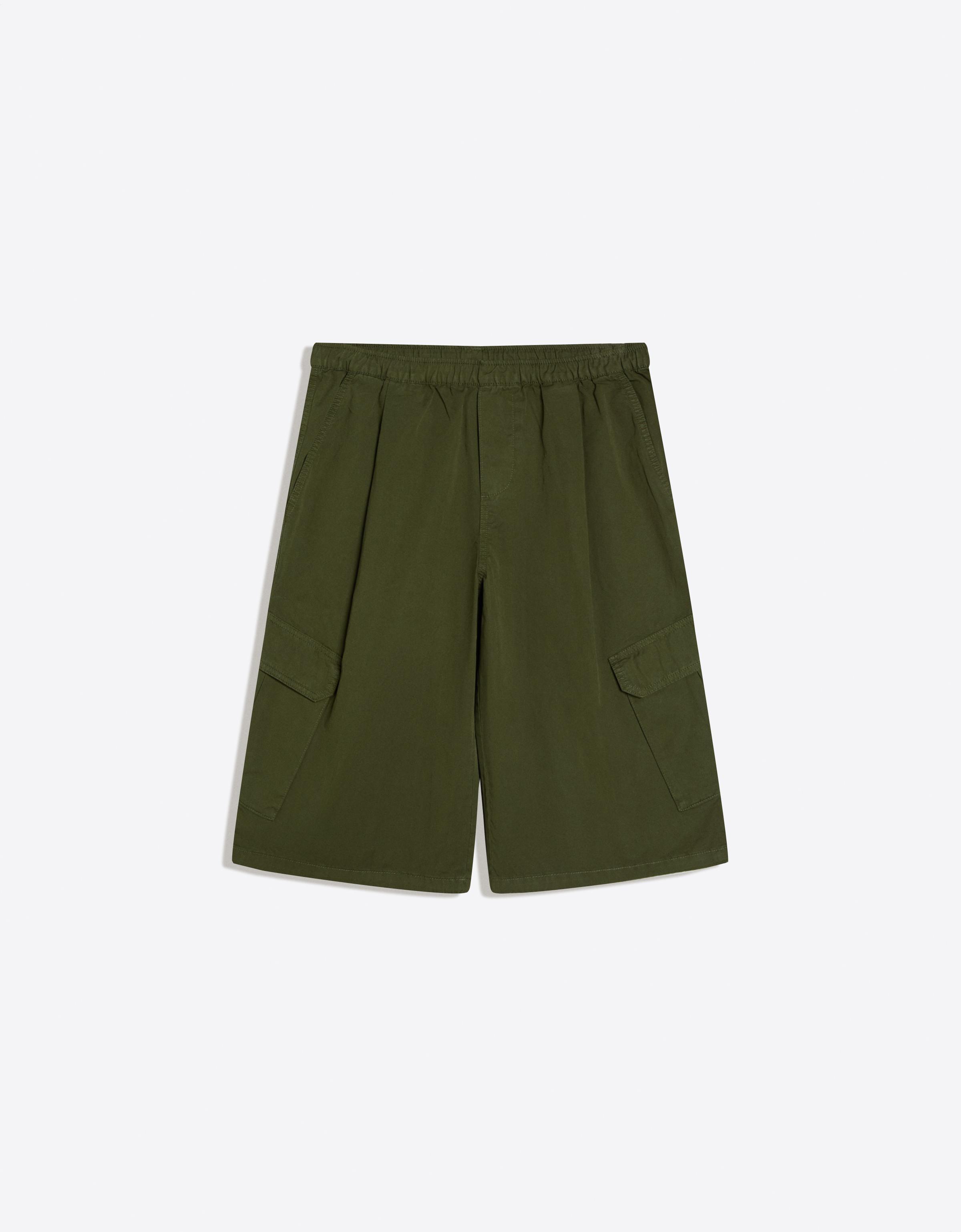 Elasticated waist cargo Bermuda shorts — Khaki