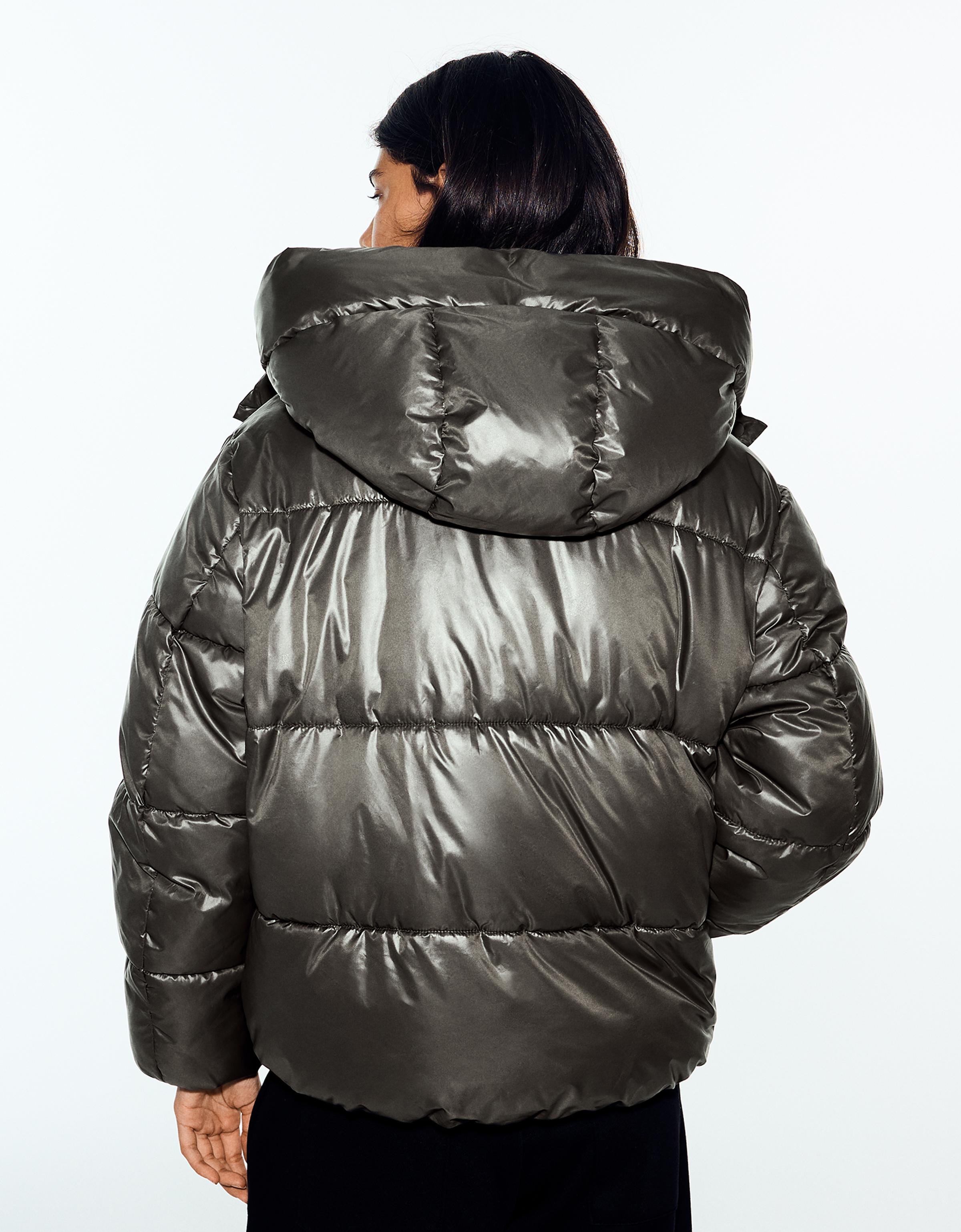 Bershka Oversize kapüşonlu şişme ceket