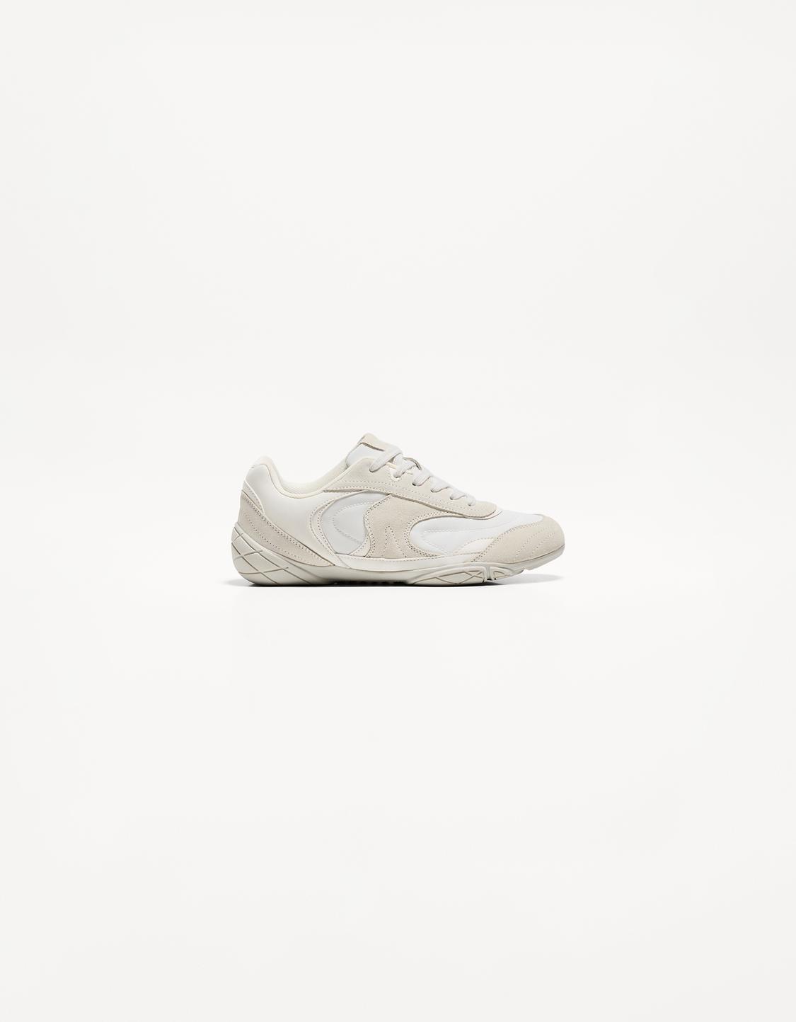 Sneakers med tynd sål