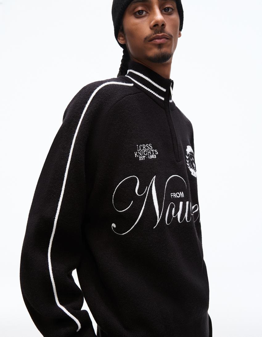 Maglione con cerniera e ricamo sul collo-Nero