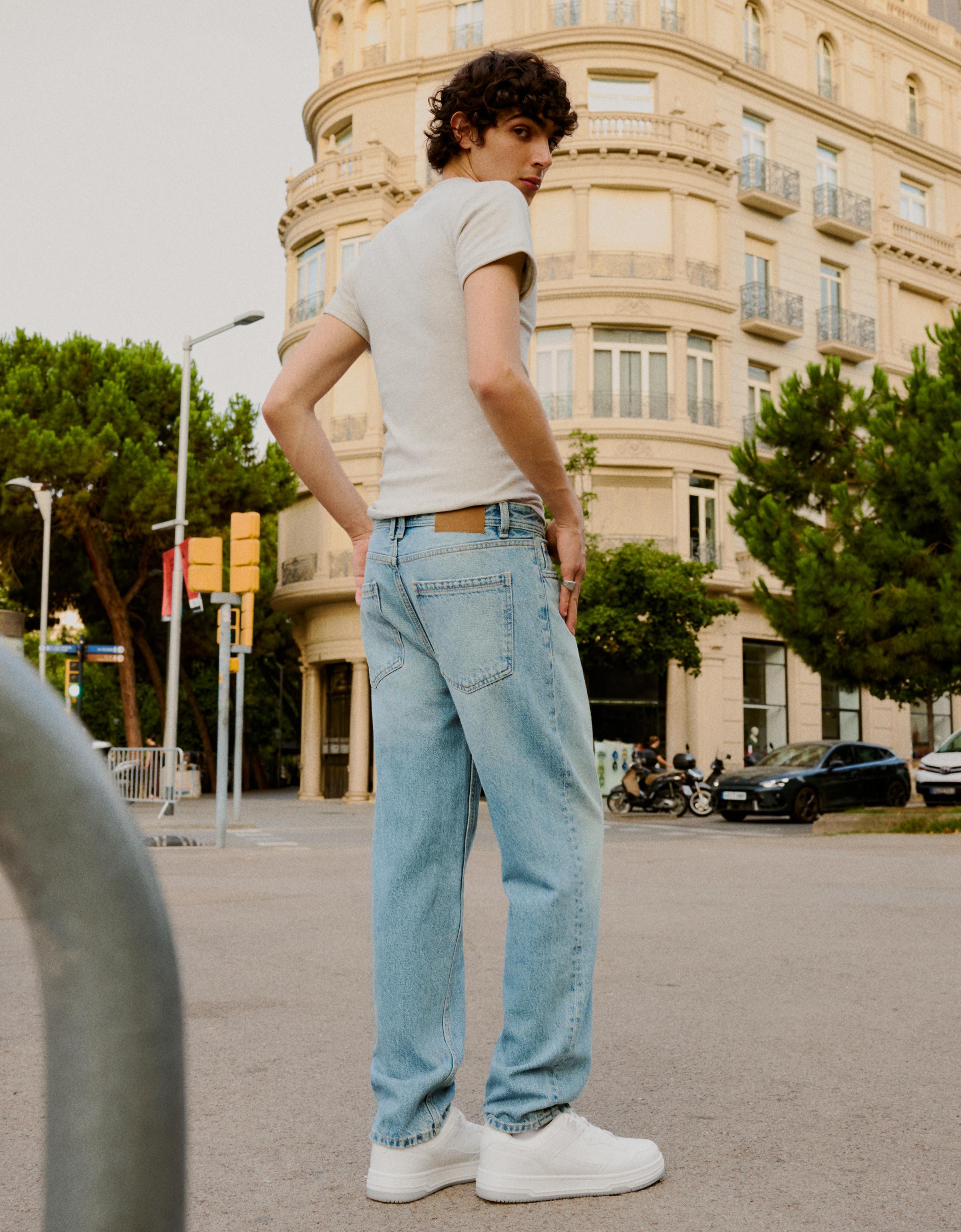 Straight-leg jeans — Light blue