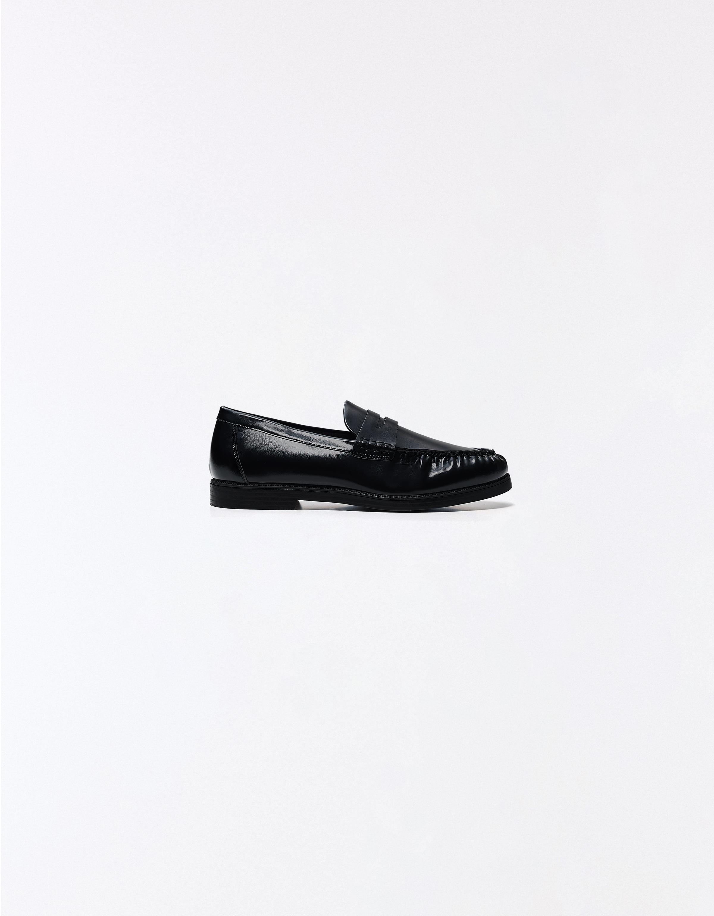 Ruched loafers — BLACK