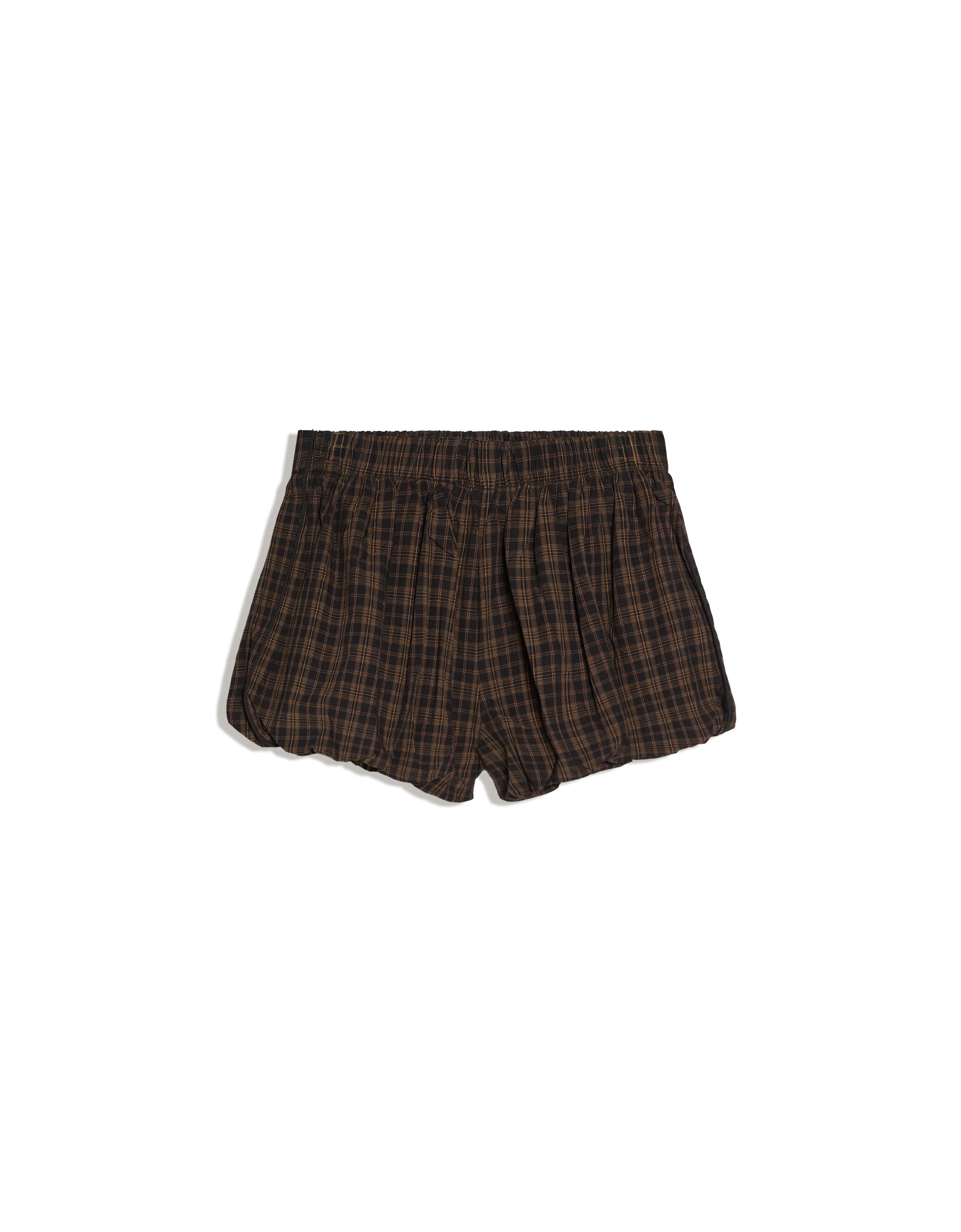 Check balloon mini shorts — Brown