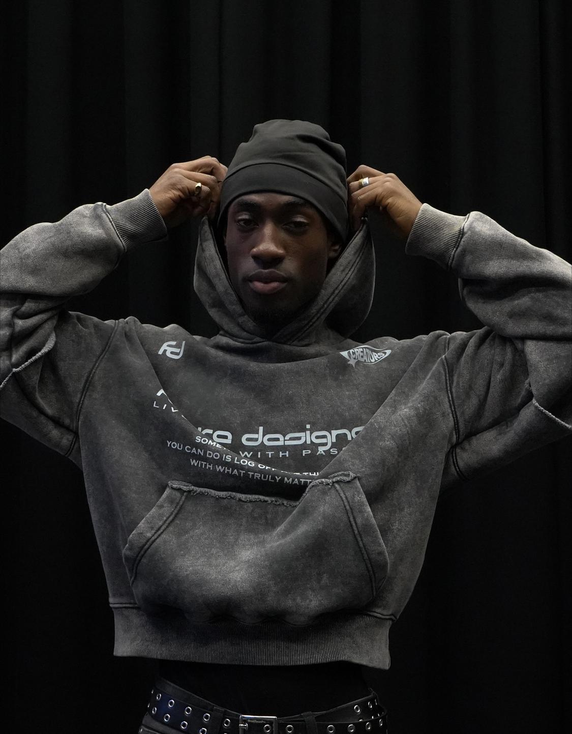 Hoodie mit Doppelärmel-Print