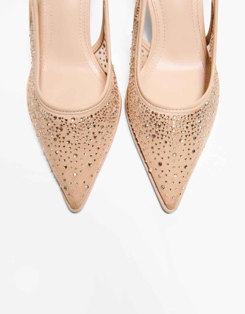 حذاء بكعب قطة وأحجار راين-رملي