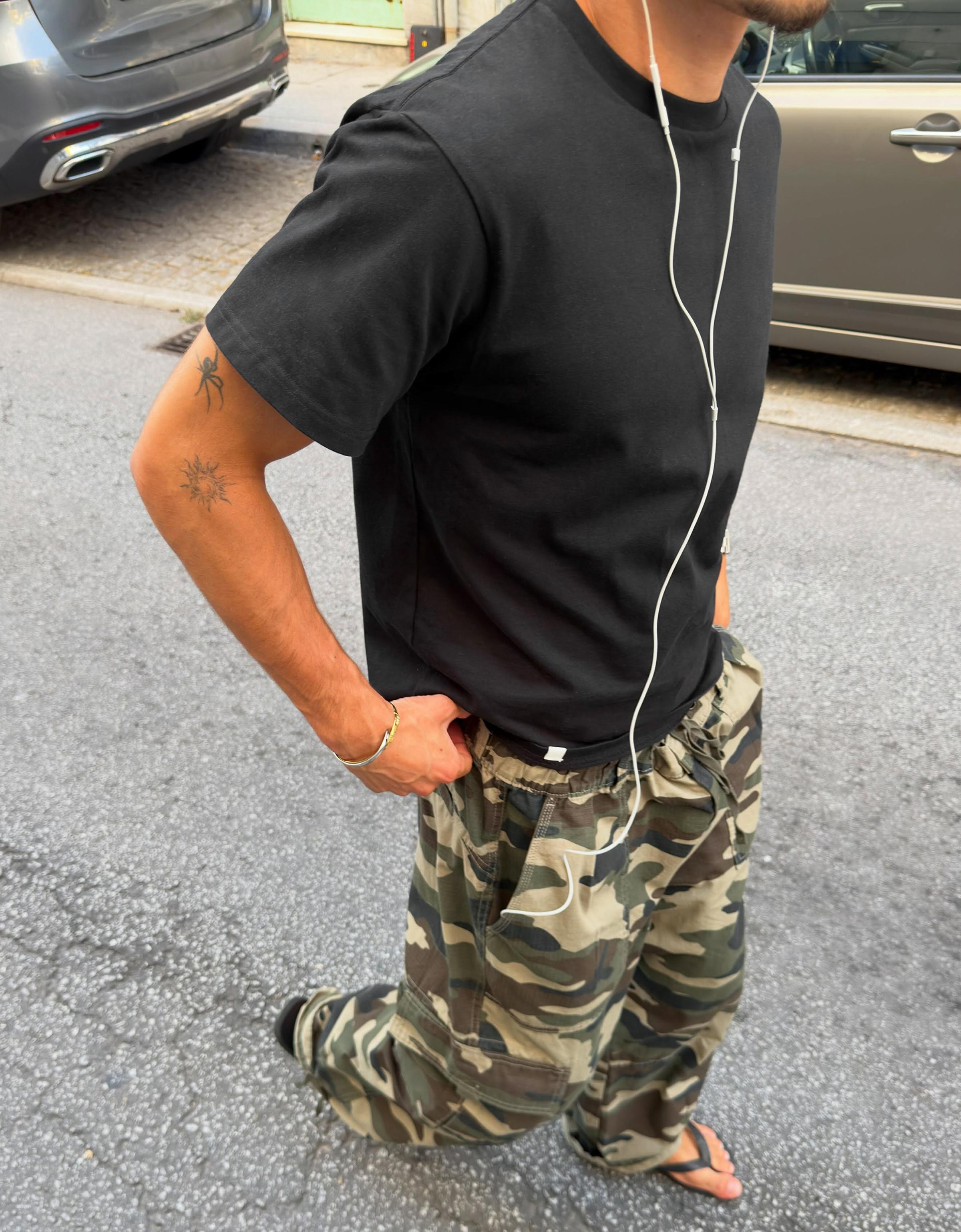 Baggy cargo trousers — Khaki