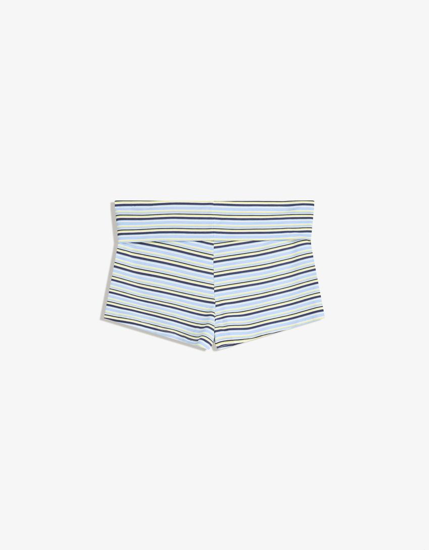 Short con cinturino risvoltato-Azzurro Chiaro-4