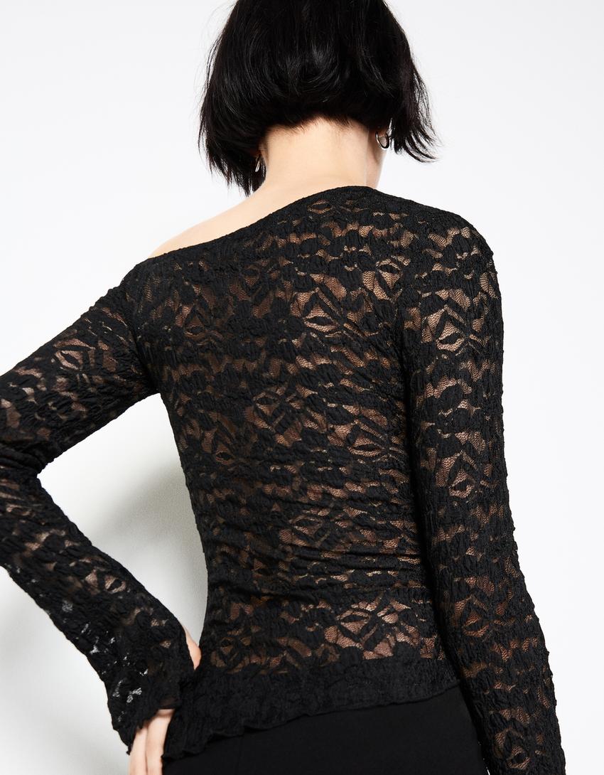 Long sleeve blonde lace top-Black