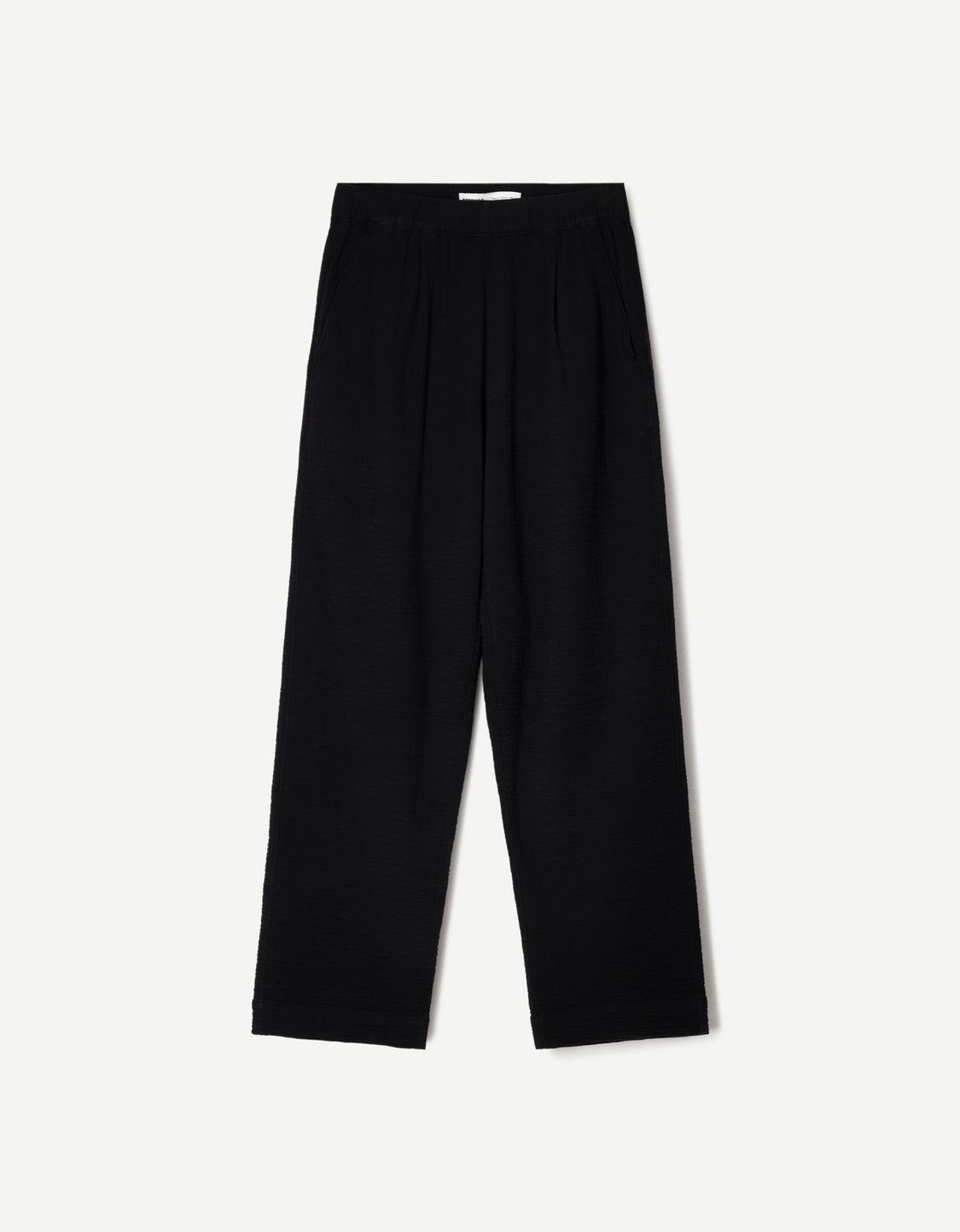 Wide-leg trousers