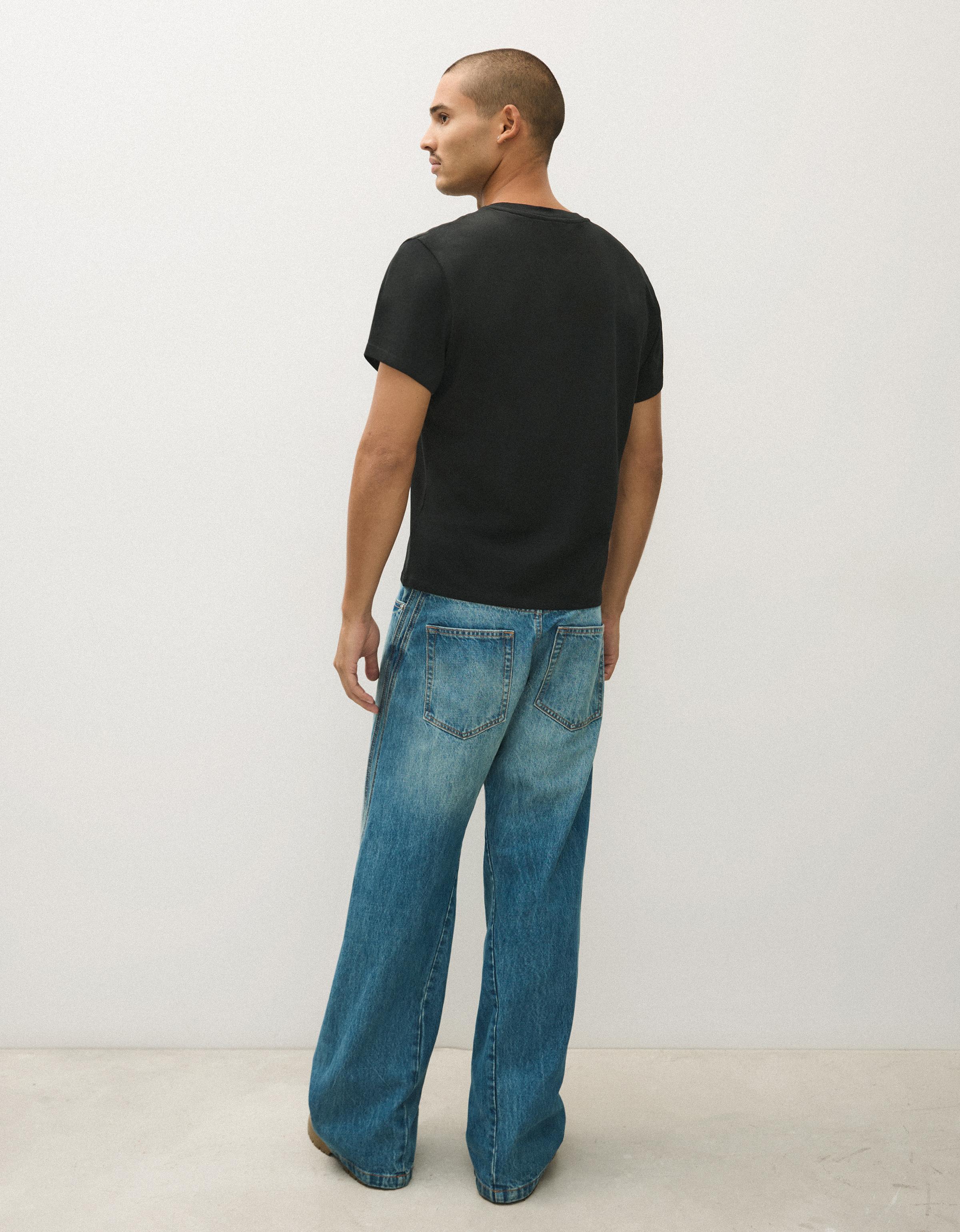 Short sleeve T-shirt — Black