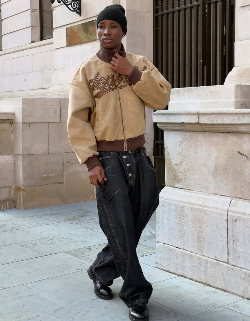 Barrel jeans with crossover buttons-Navy