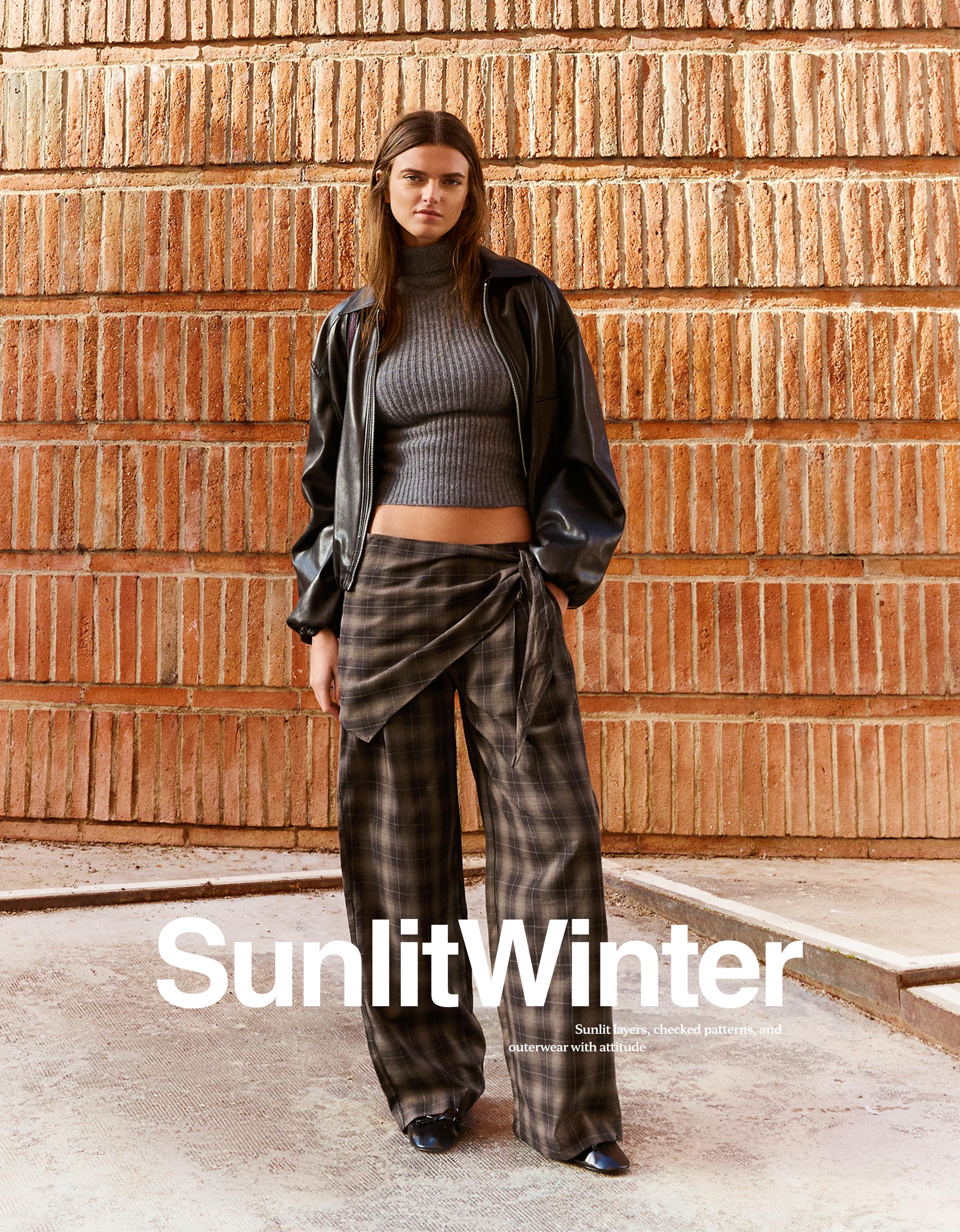 Darted trousers with scarf print scarf