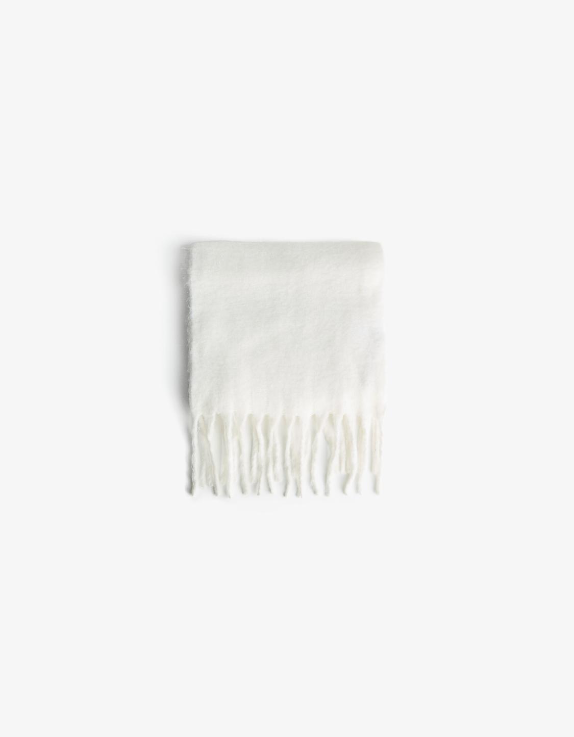 Solid-coloured scarf