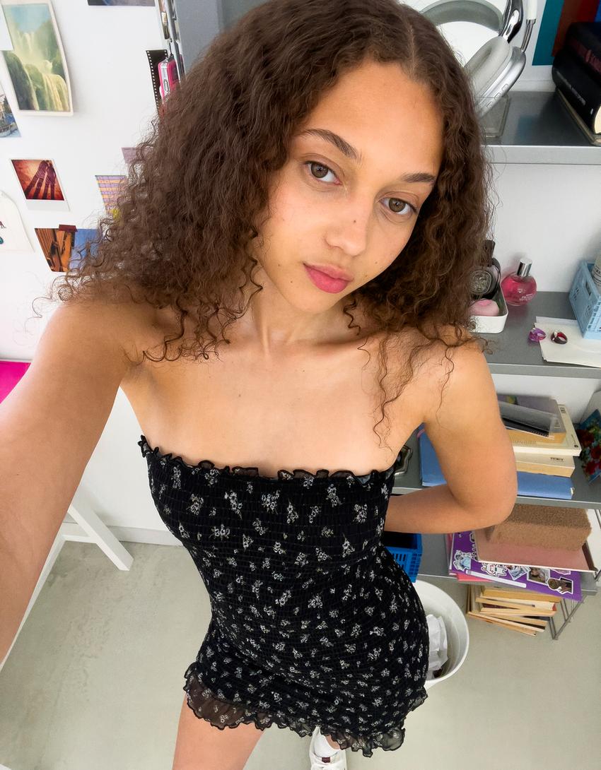 Vestido mini bandeau estampado-Preto-0