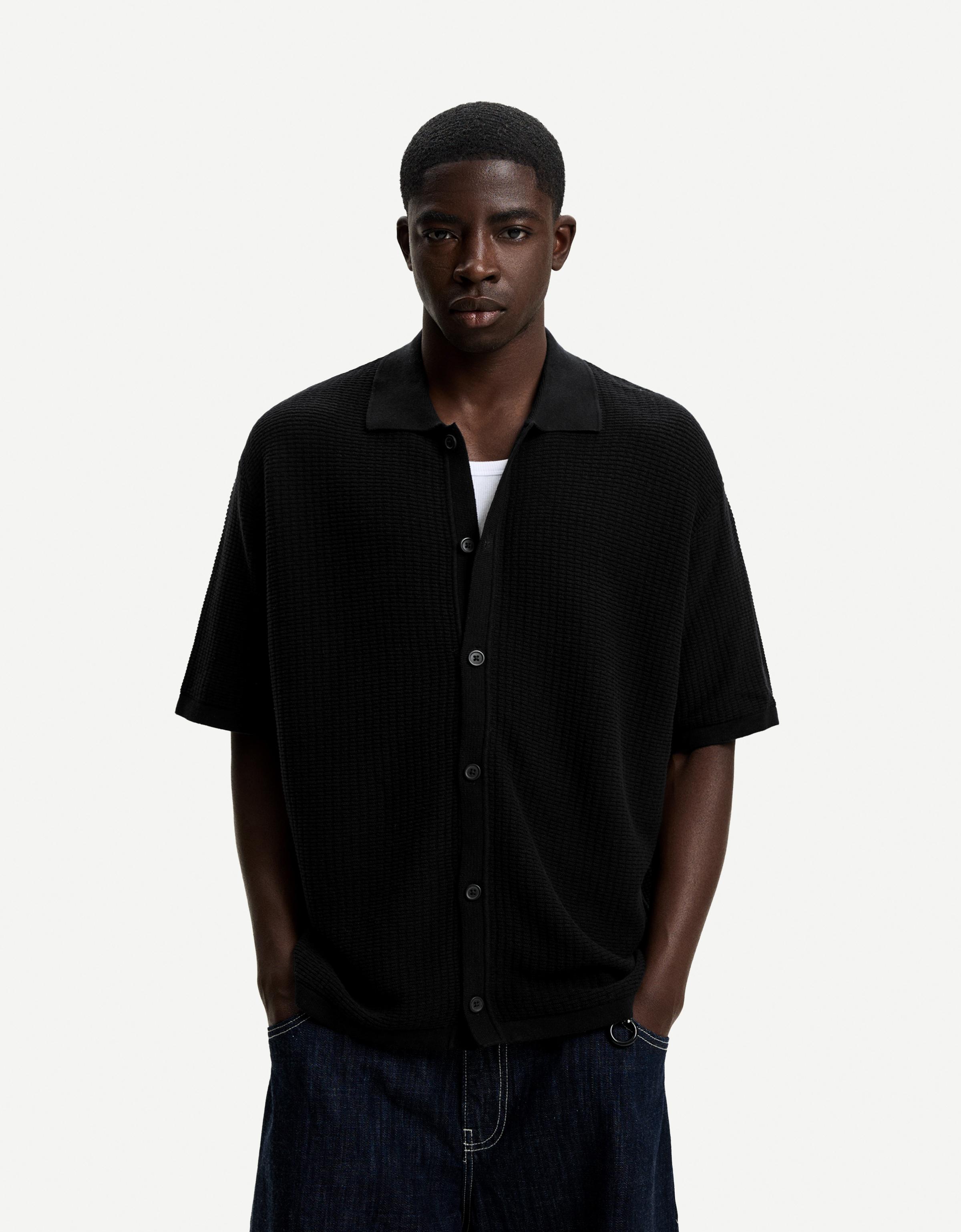 Bershka Hemd Mit Strukturmuster Und Kurzen Ärmeln Herren Xl Schwarz