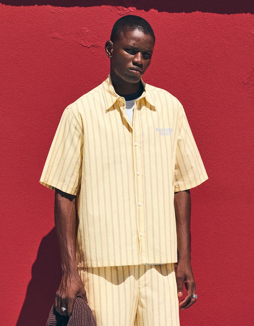 Printed short sleeve boxy fit shirt-Yellow