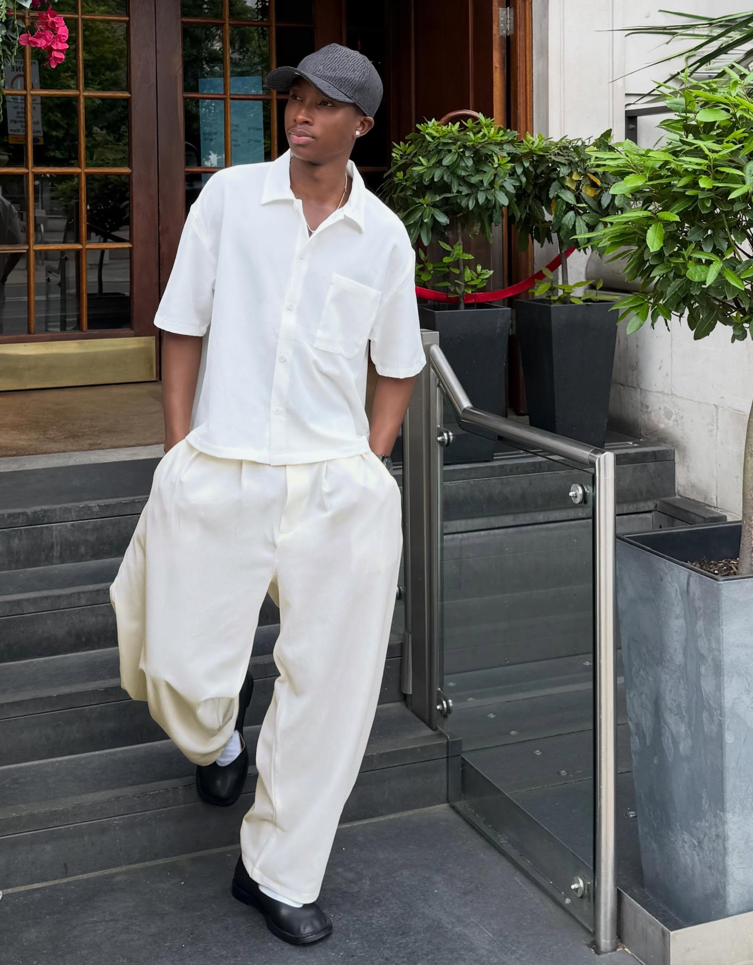 Pleated short sleeve boxy shirt — White