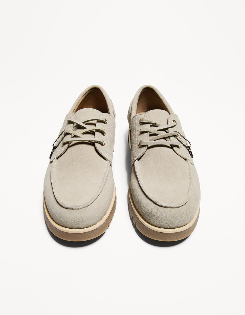 Segelschuhe aus Rauleder mit Schlüsselanhänger-Taupe-3