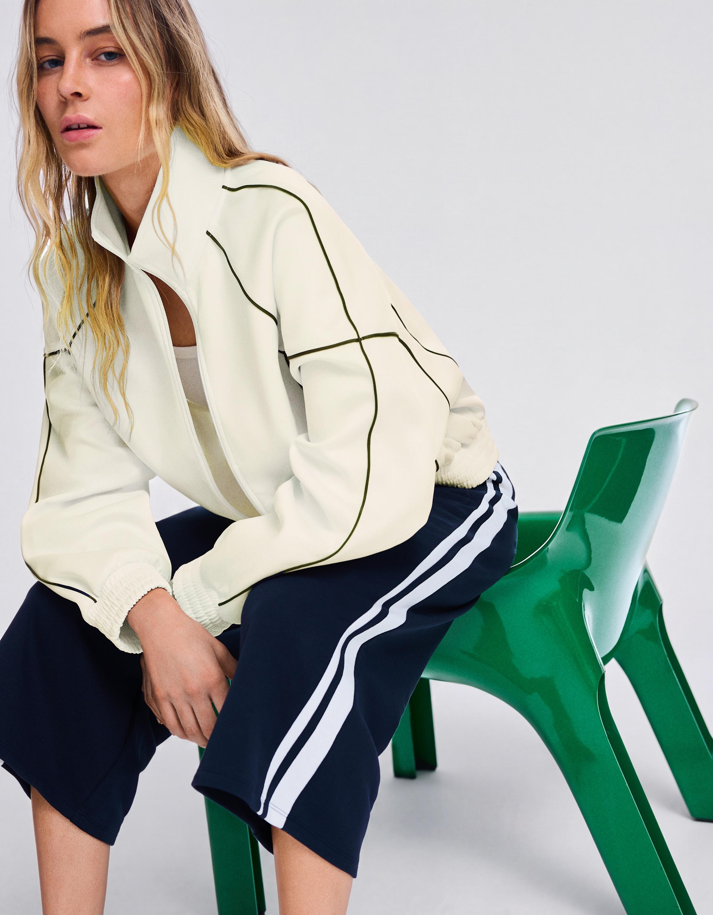 Contrast high neck jacket — Cream