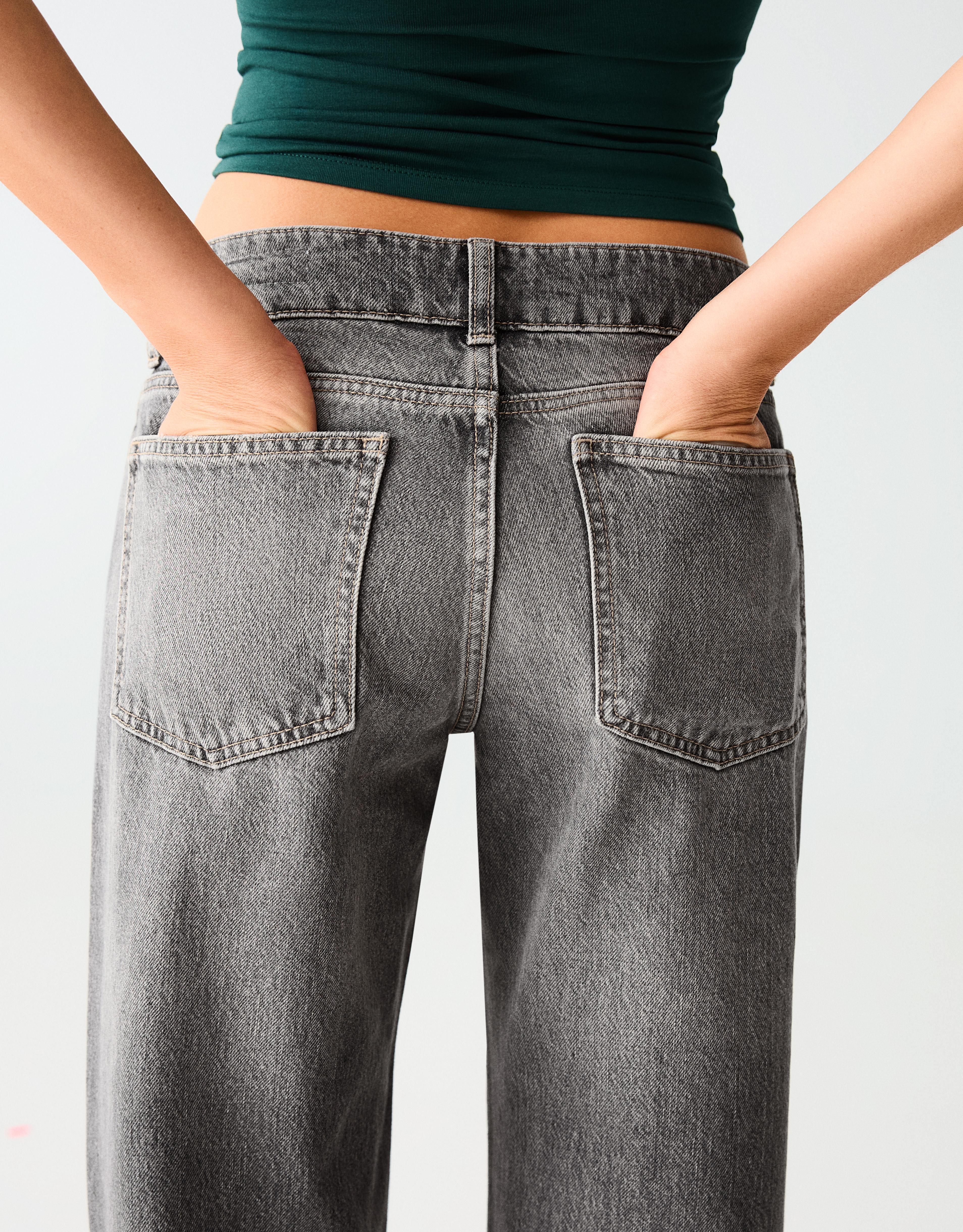 Mid-waist straight jeans — Black
