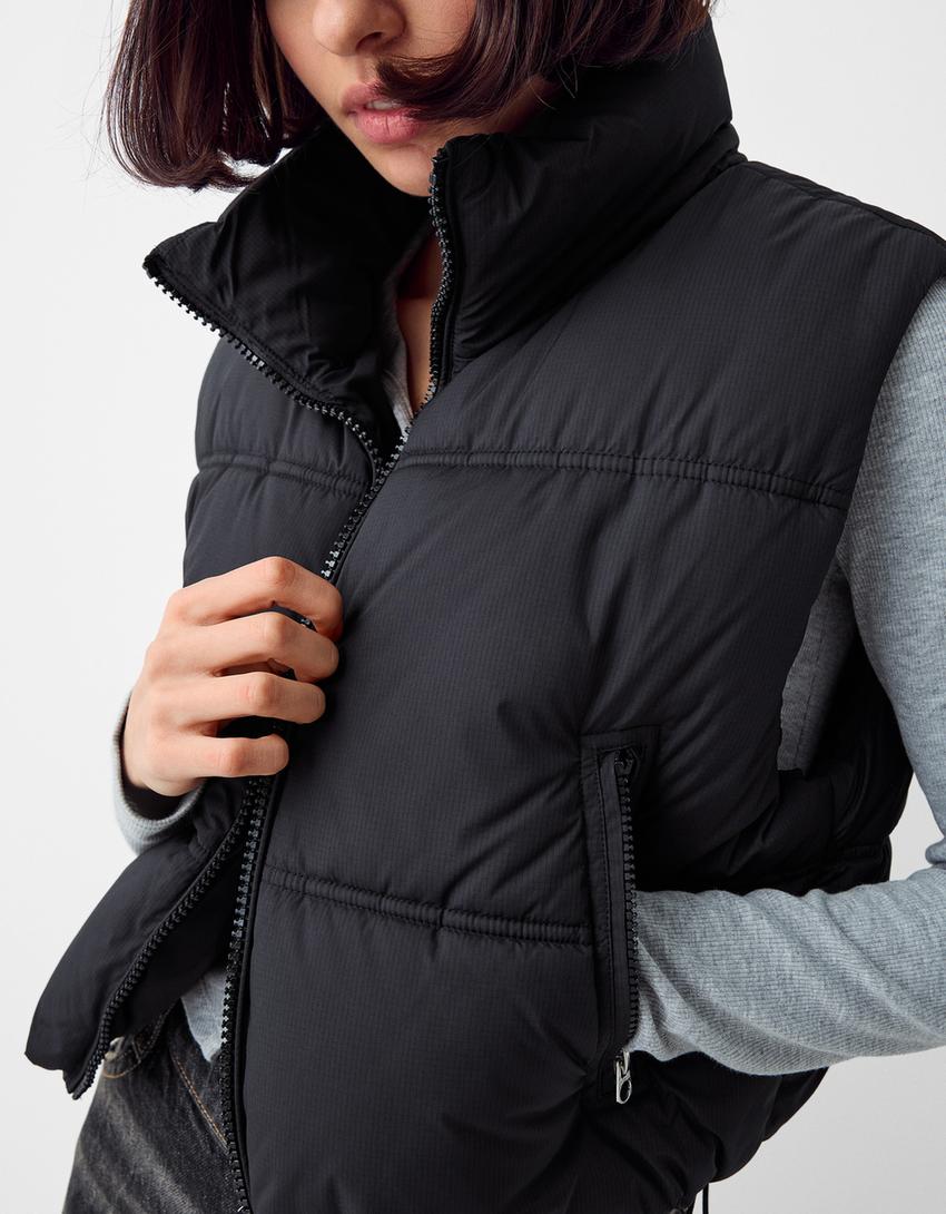 جاكيت فيست تقني قصير-أسود-3