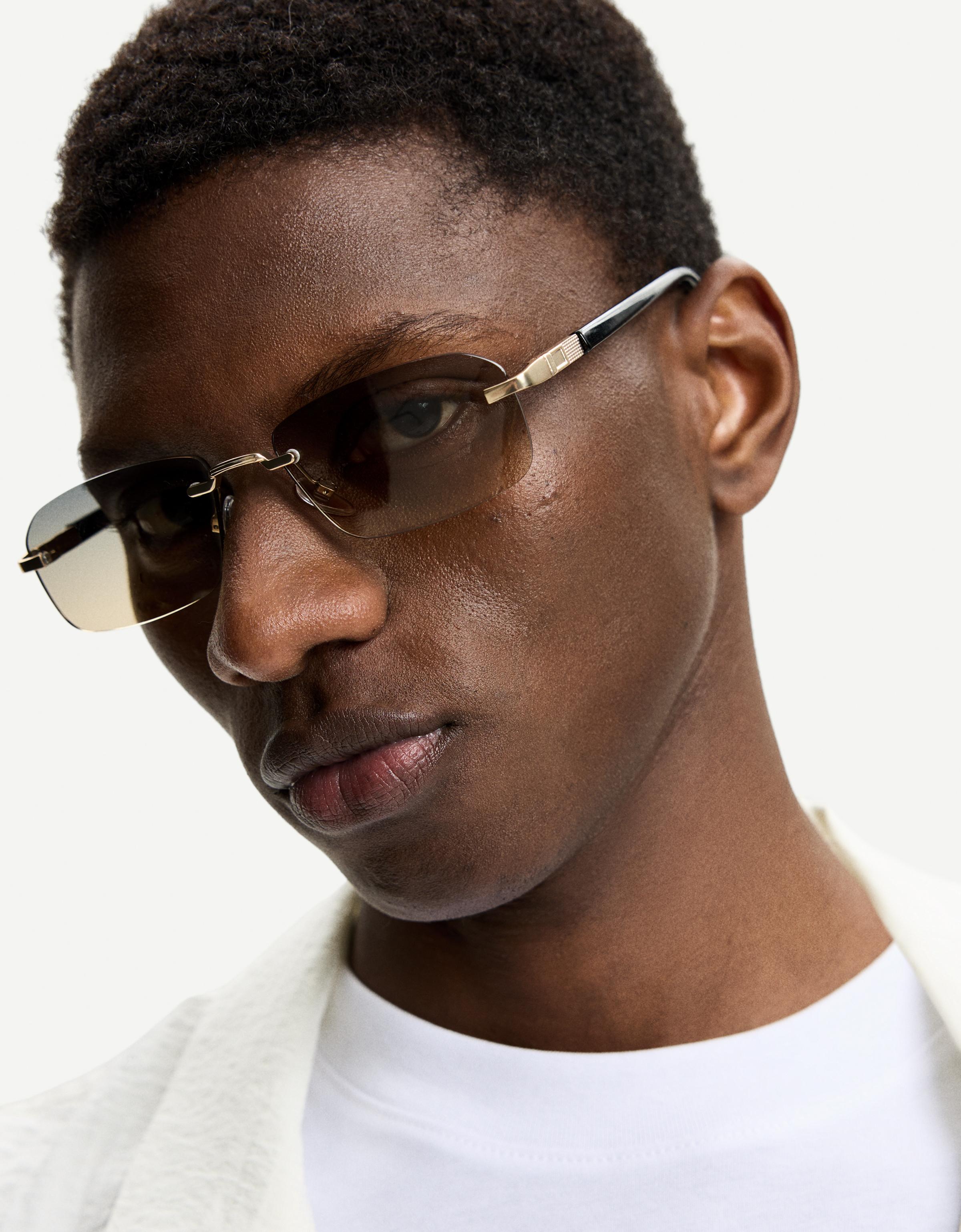 Bershka Sonnenbrille Herren Beige