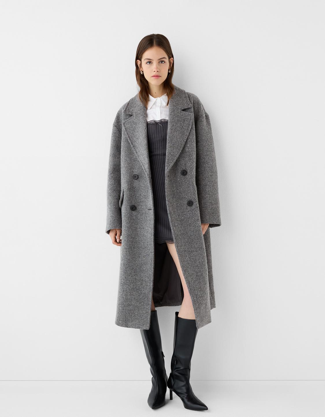 Long drop-shoulder coat
