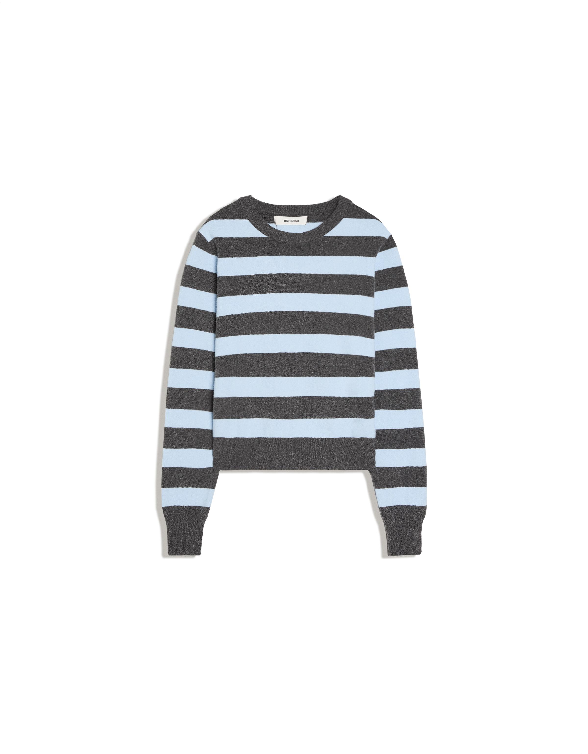 Round neck jumper — Grey