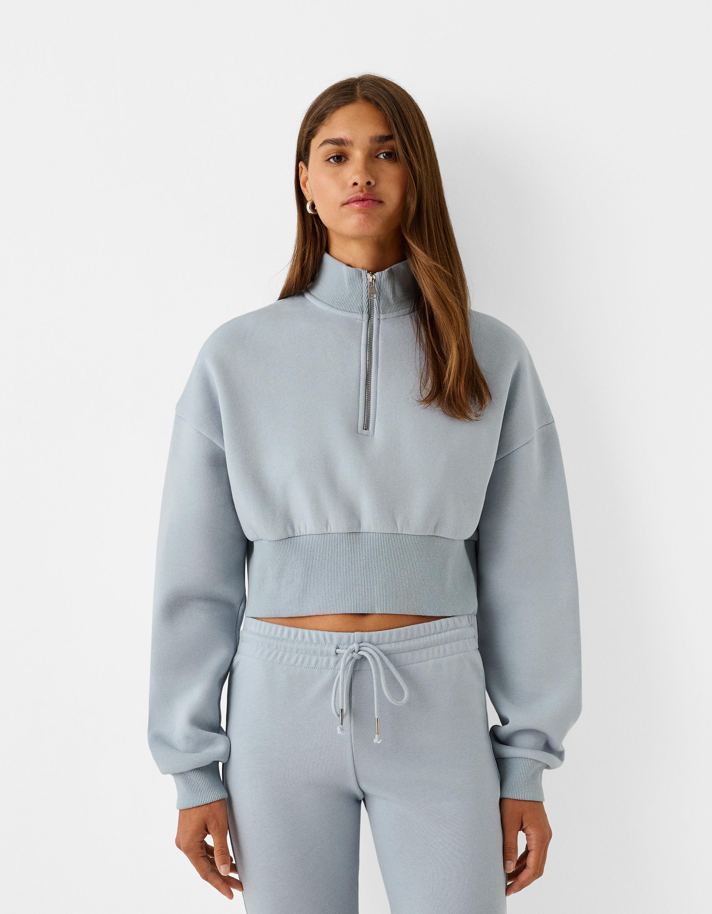 Bershka Sweatshirt Mit Reißverschluss Und Stickerei Damen S Blau