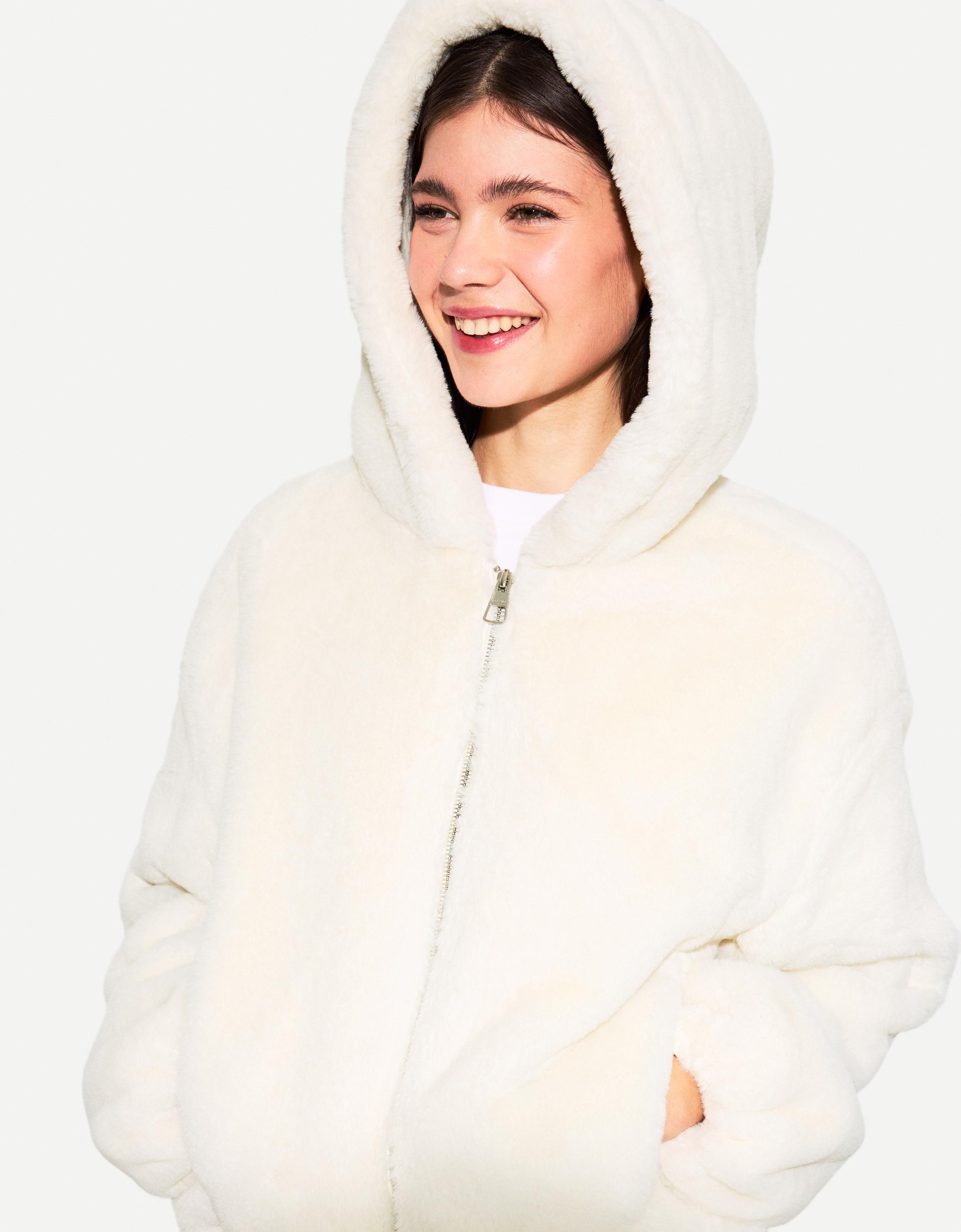 Bershka Kapuzenjacke Aus Kunstfell Damen Xs Grbrochenes Weiss