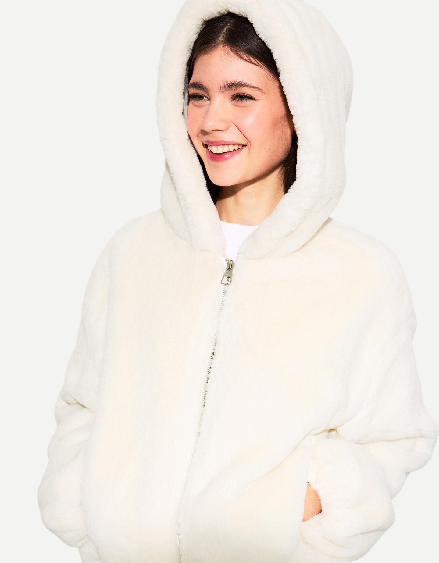 Bershka Kapuzenjacke Aus Kunstfell Damen Xl Grbrochenes Weiss günstig online kaufen