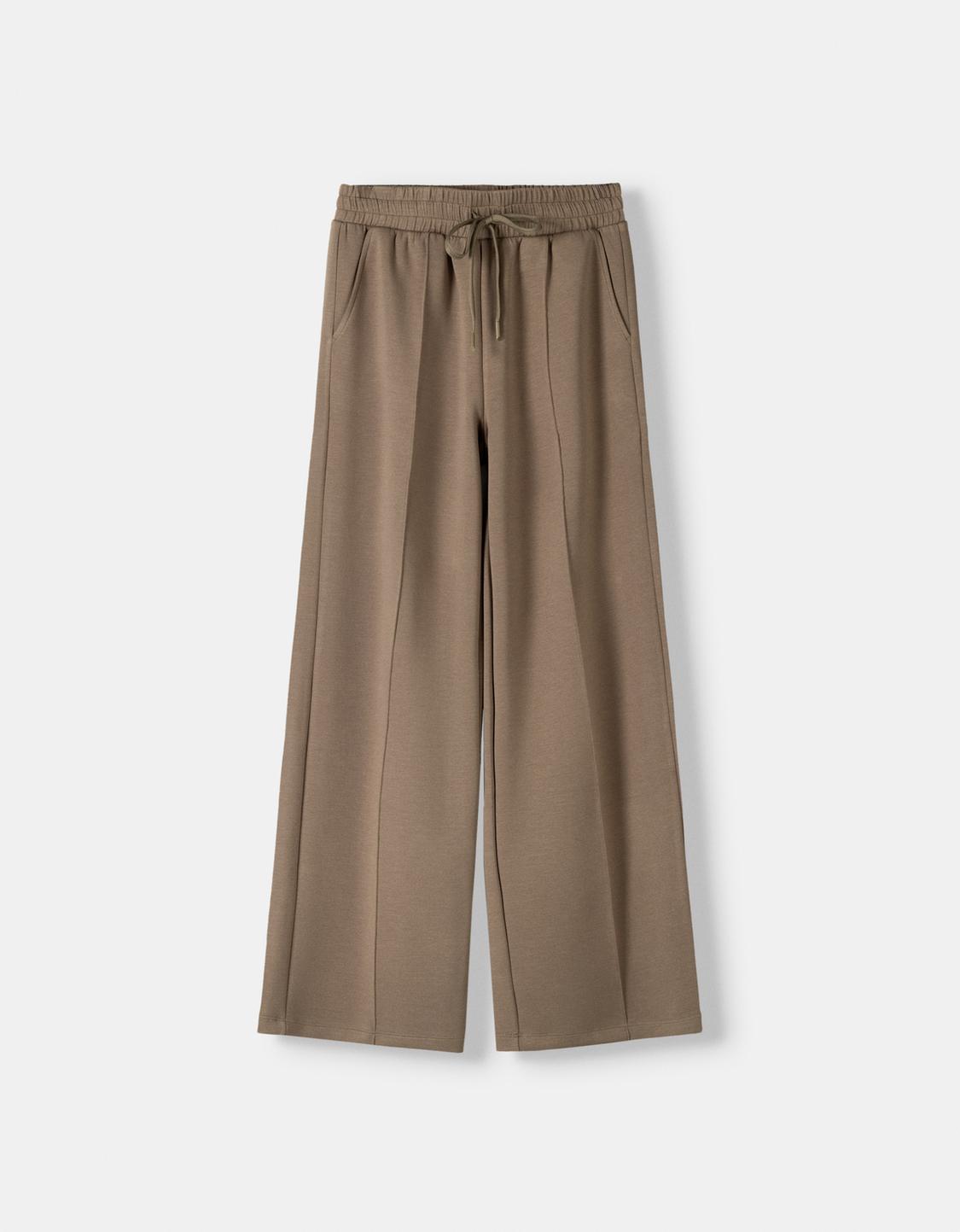 سروال ناعم بساق عريضة