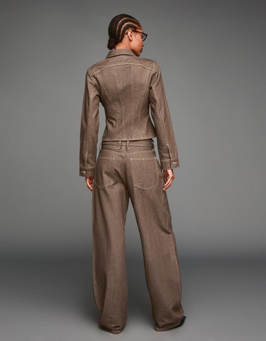 Baggy Jeans mit Gürtel-Braun