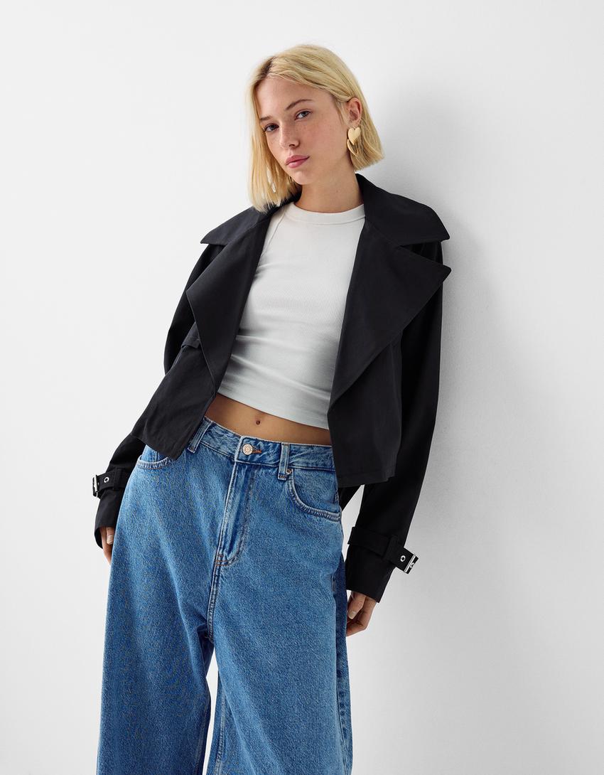 Cropped trench coat with buckle-Black