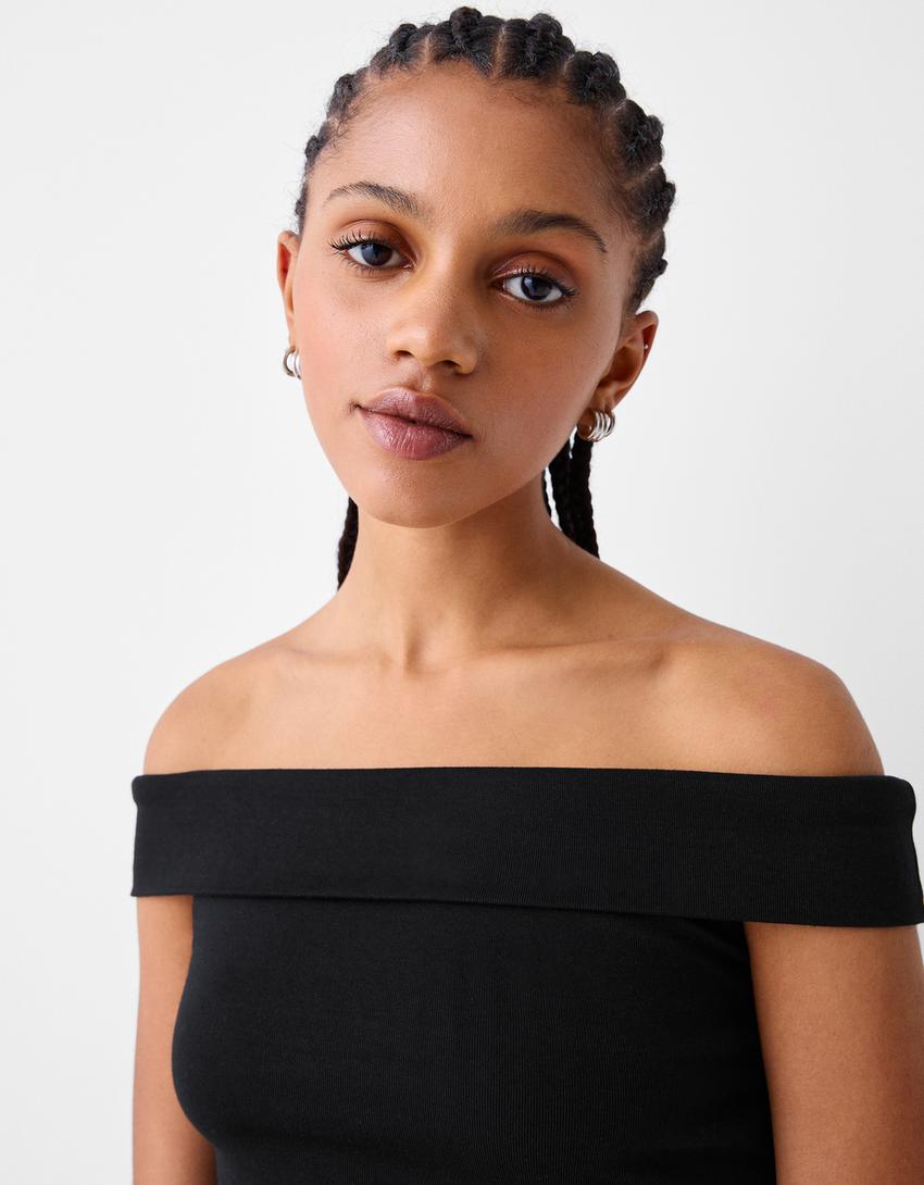 Kısa kollu açık omuzlu t-shirt-Siyah-2