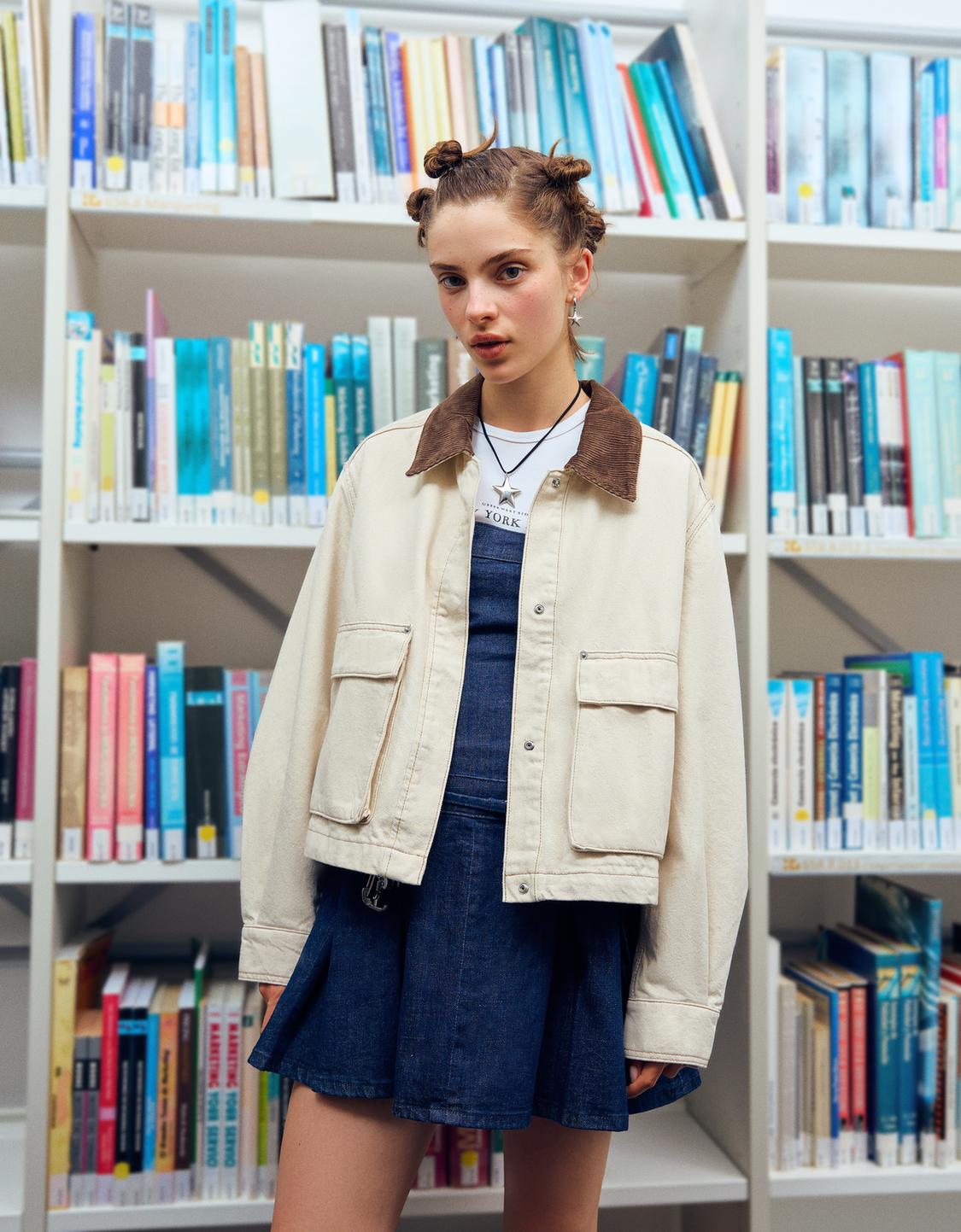 Jacket with corduroy collar