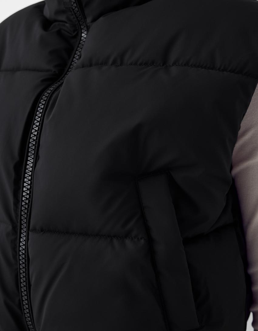 Cropped puffer gilet-Black-5