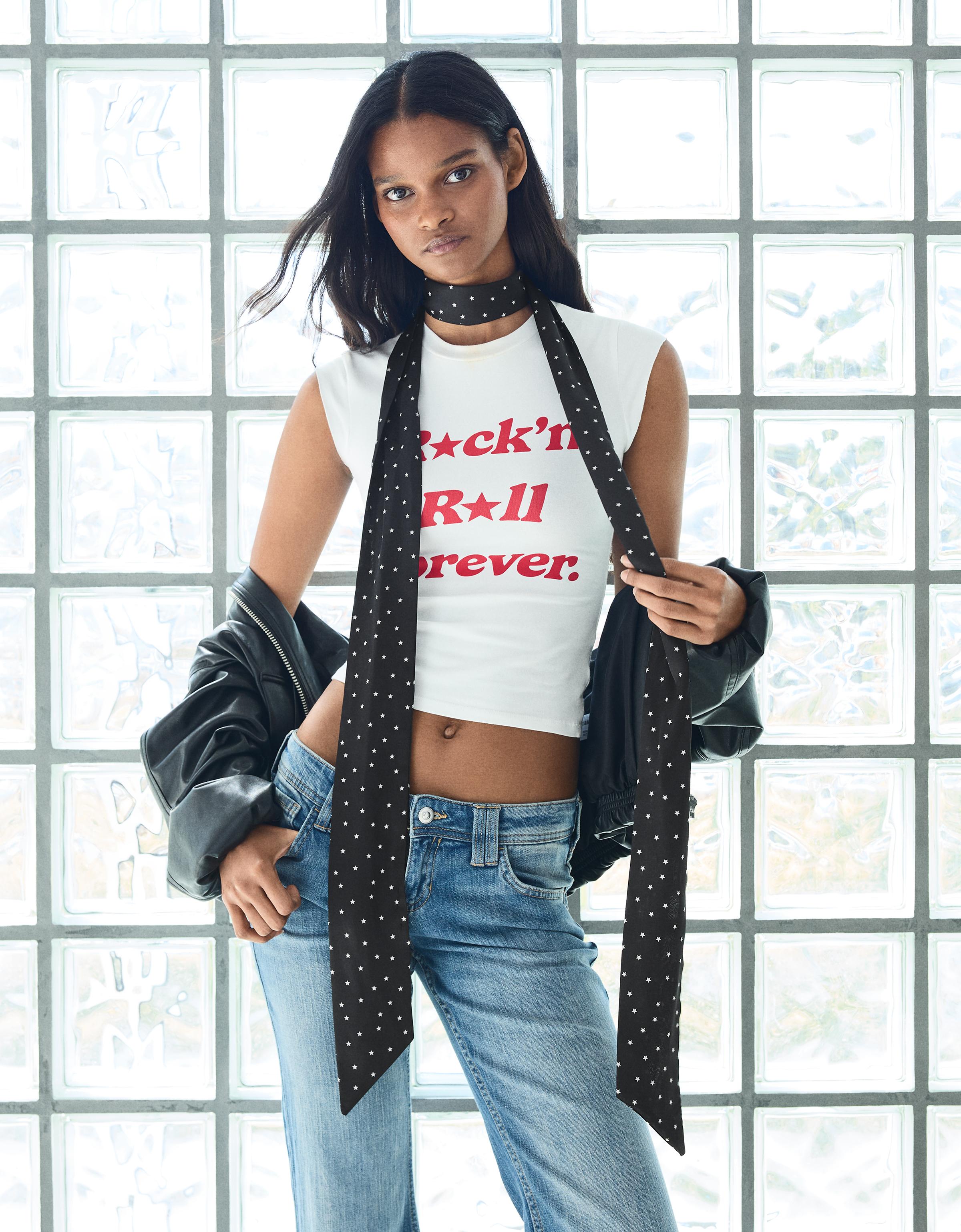 Star print neckerchief — Black