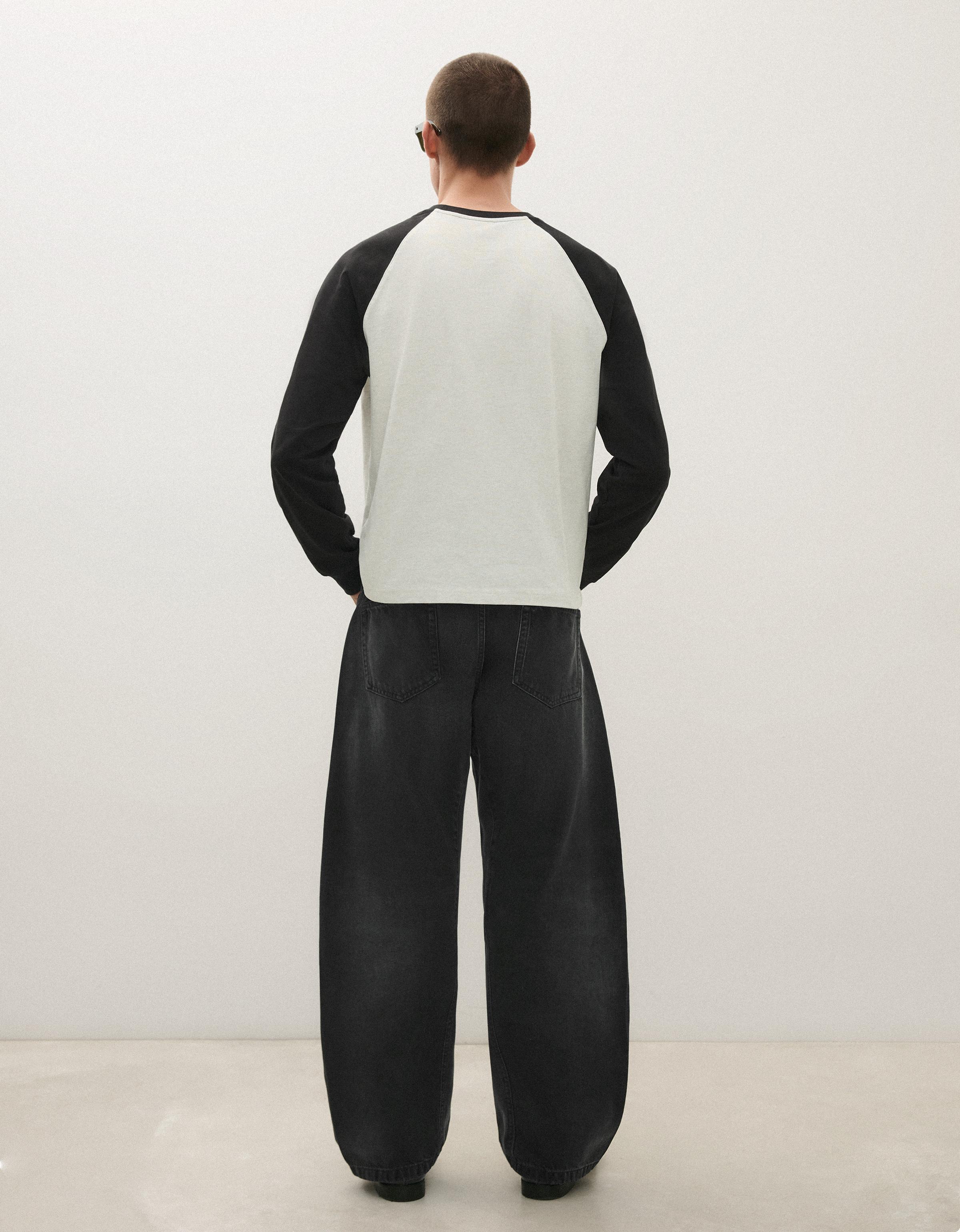 Twisted fit jeans — Black