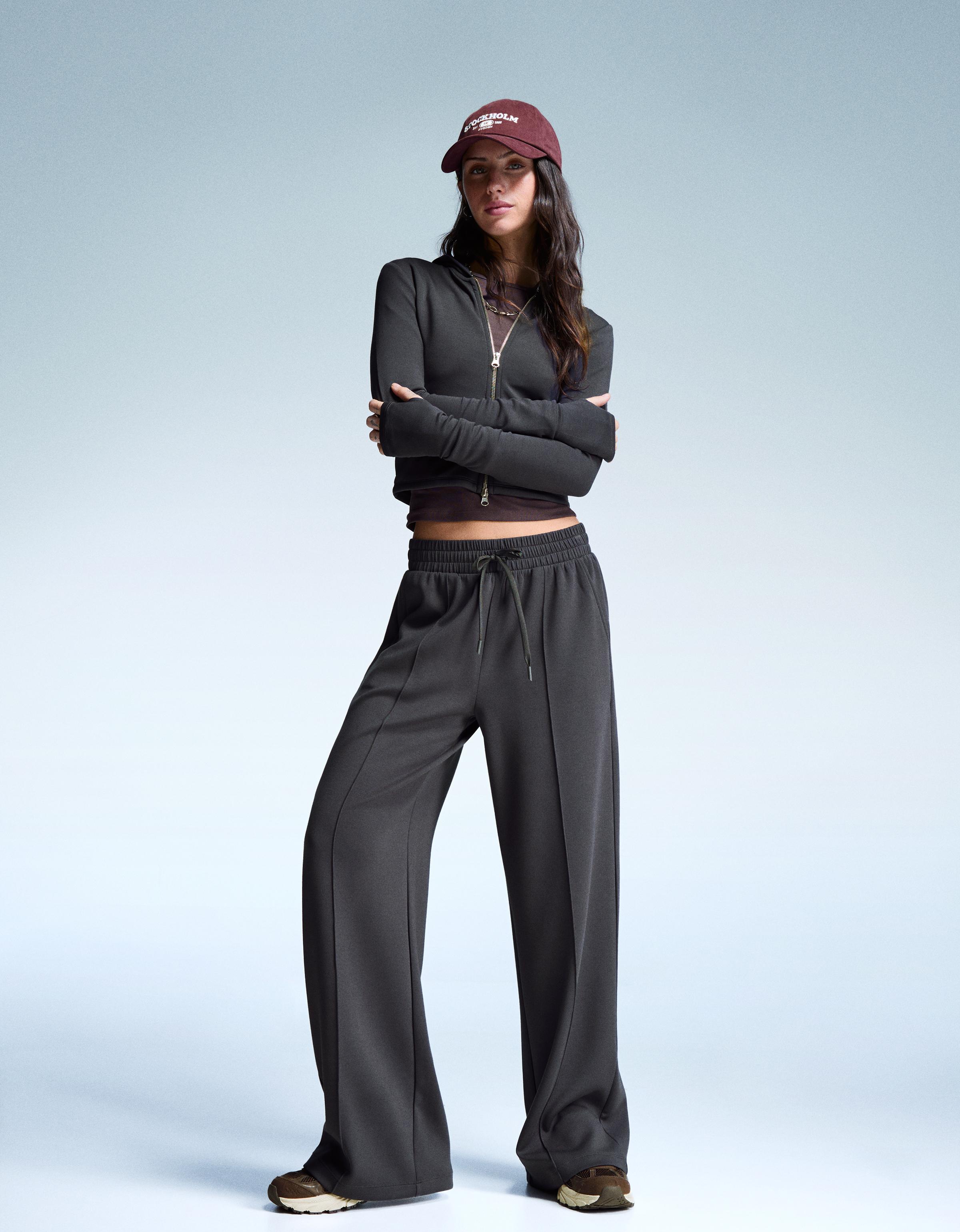Bershka Weiche Hose Mit Weitem Bein Und Modal Damen 10-12 Grau