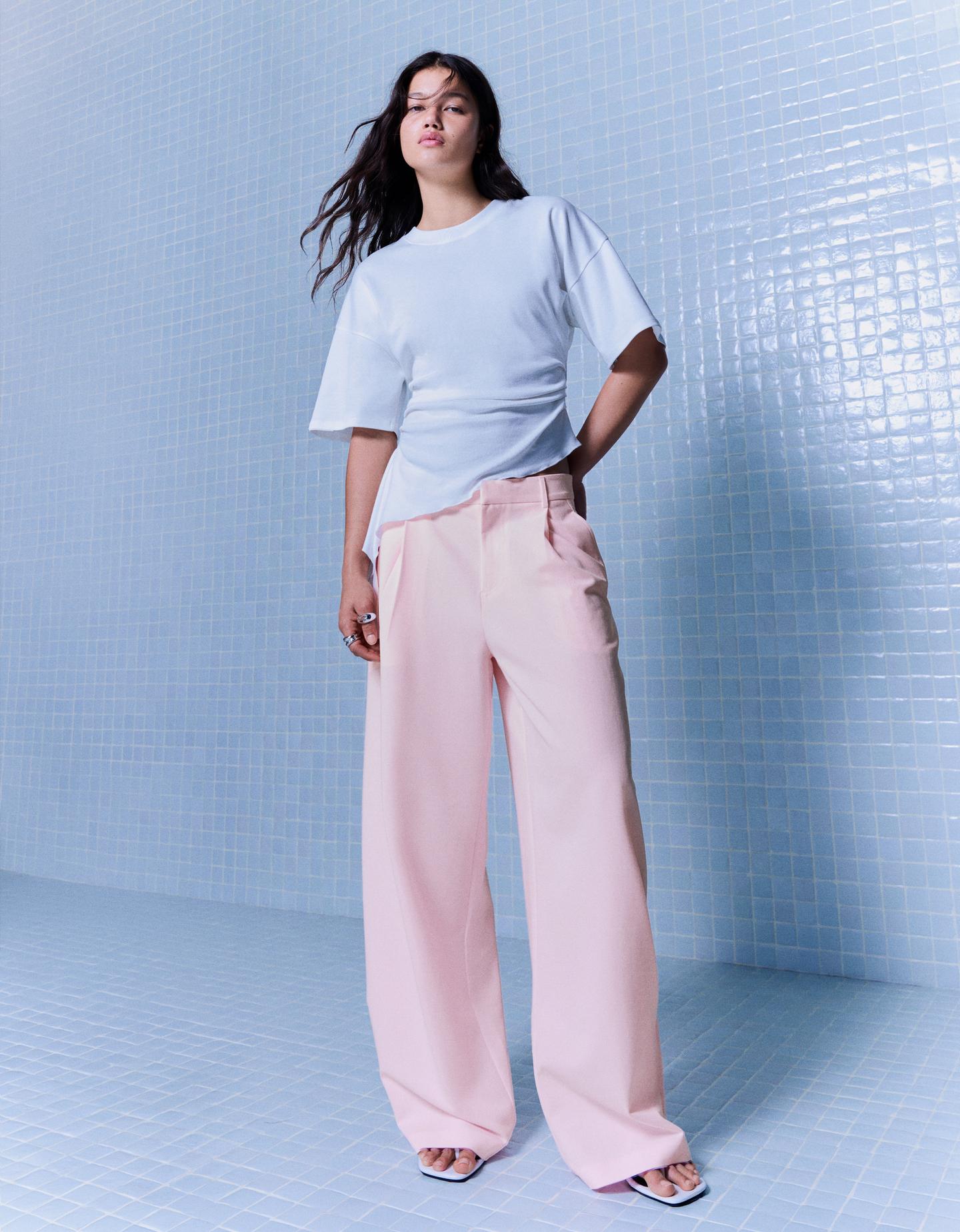 Bershka Pantaloni Voluminosi In Doppio Tessuto Donna 38 (Eur 34) Rosa