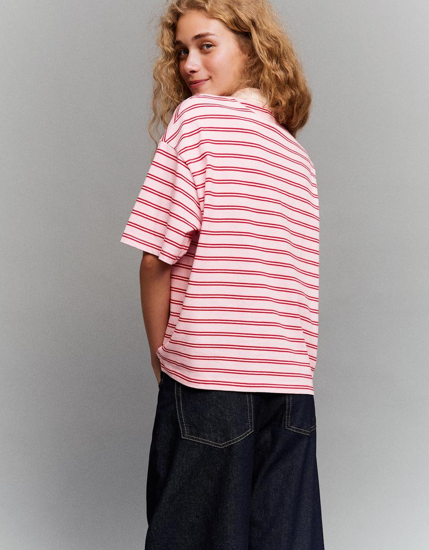 تيشرت بياقة بولو وأكمام قصيرة-زهري