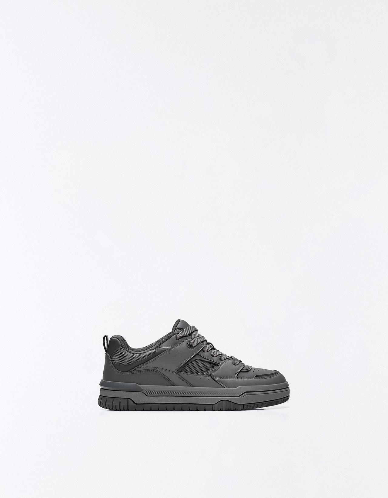 SKATE SNEAKERS — Grey