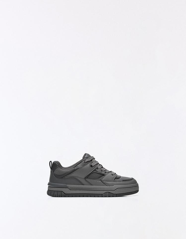 SKATE SNEAKERS — Grey