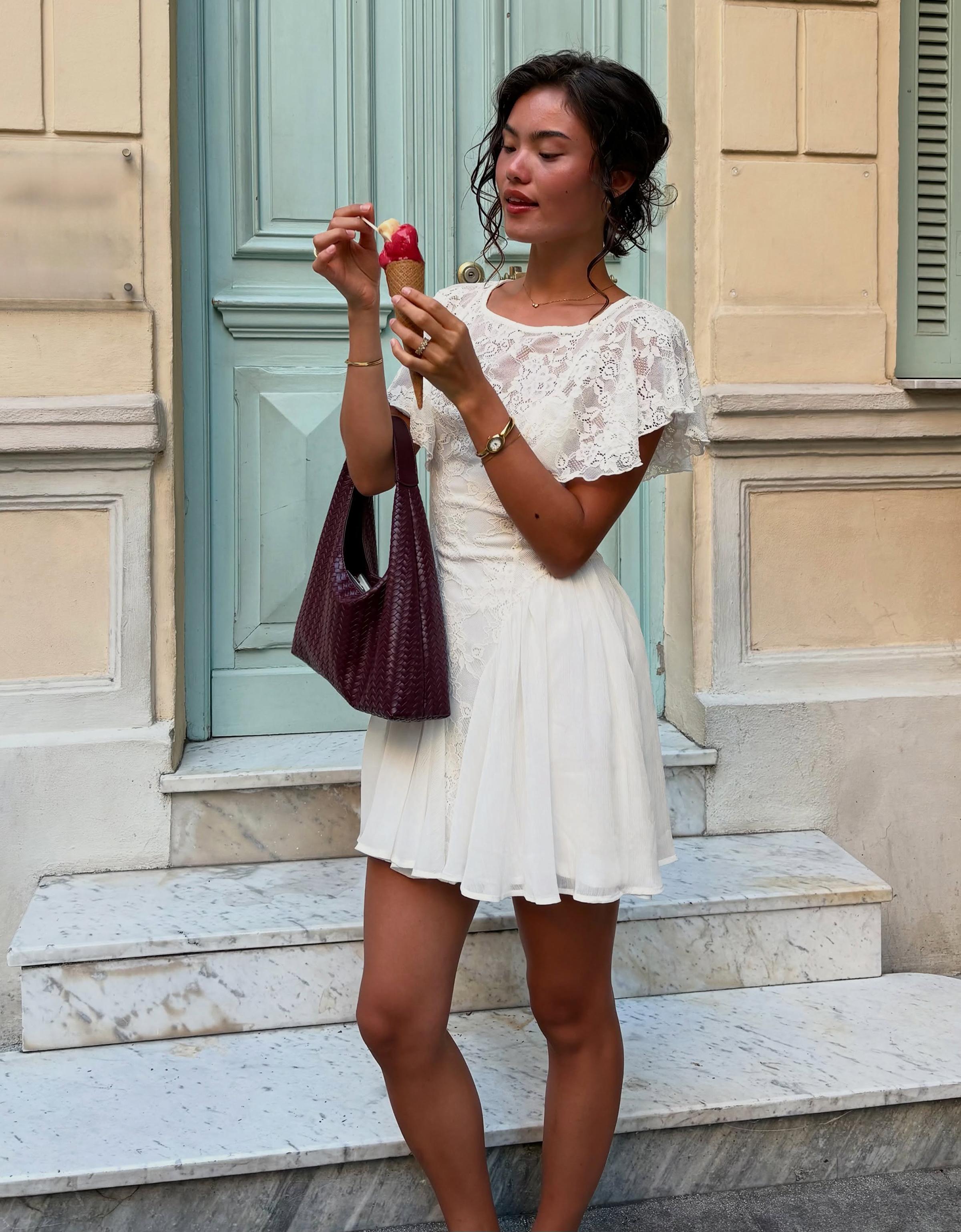 Cape sleeve mini dress — Cream
