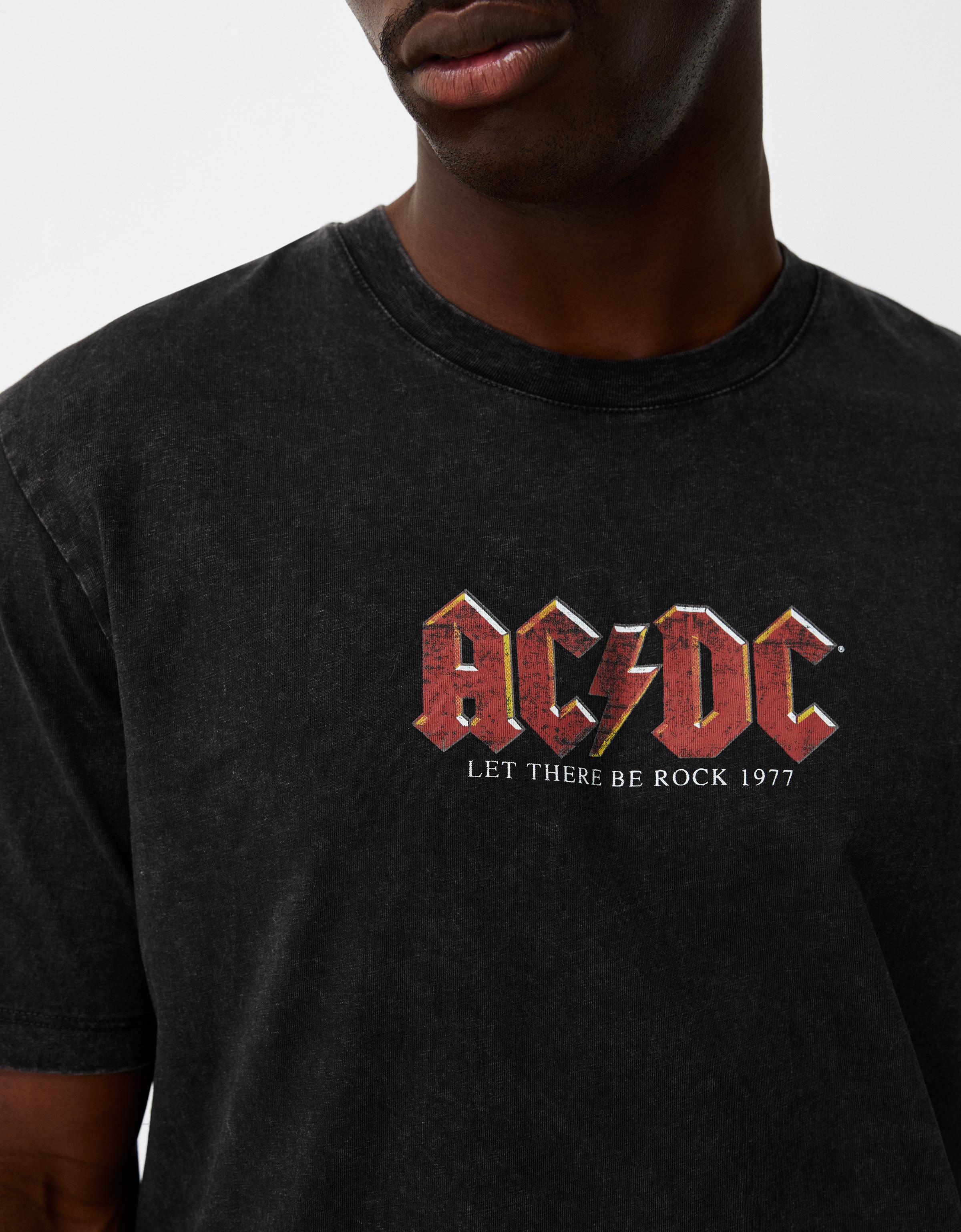 Camiseta ac dc bershka sale