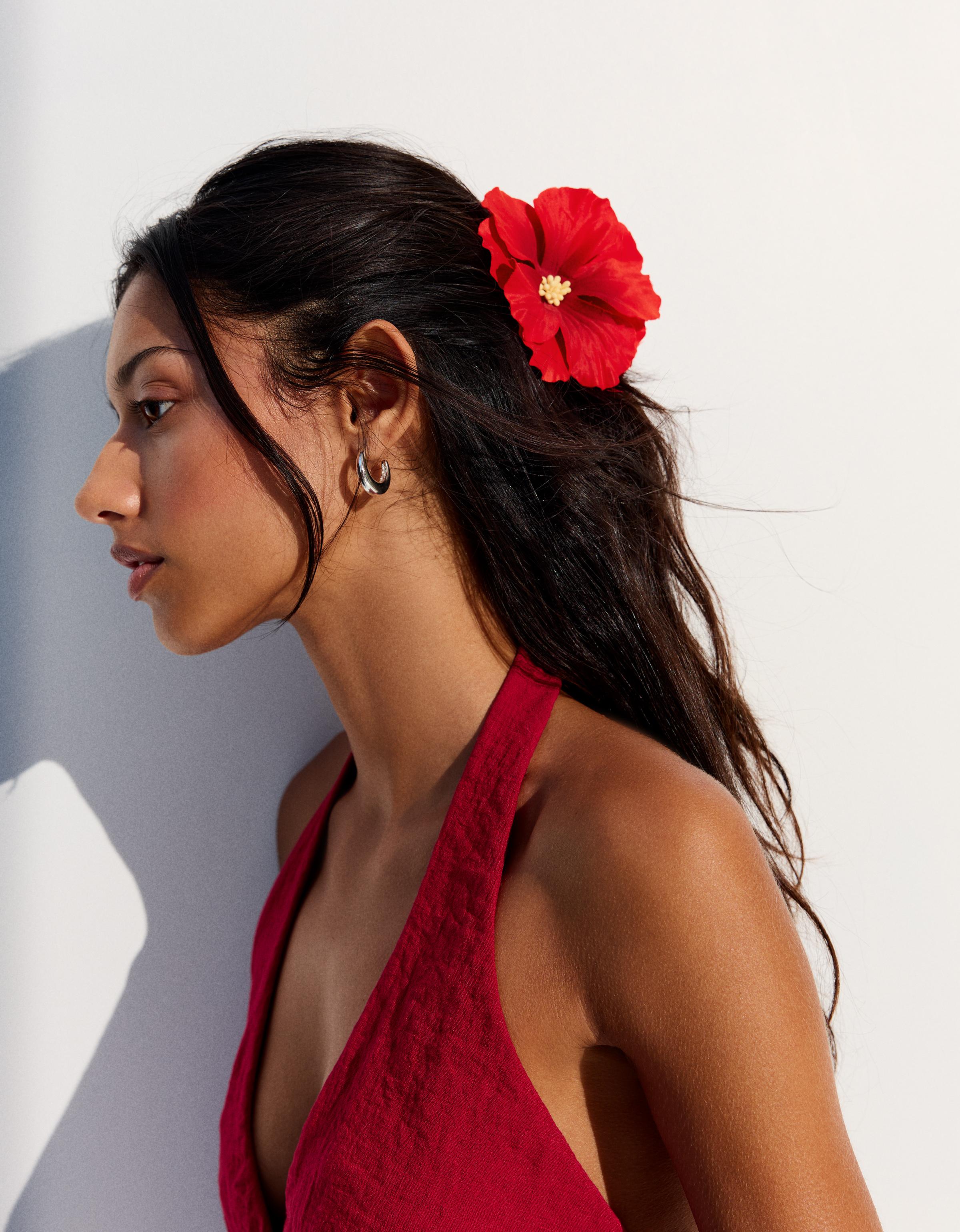 Flower hair claw — Red